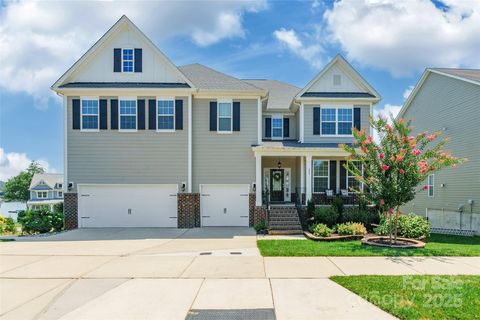 208 Canoe Pole Lane Mooresville NC 28117
