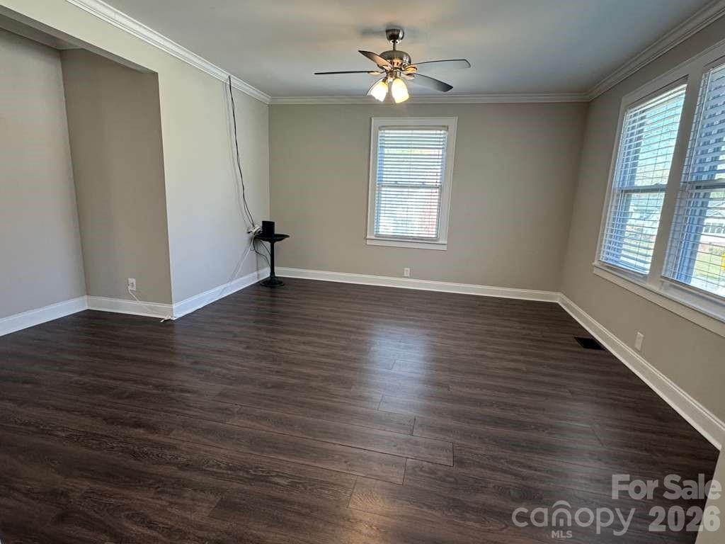 741 W Brooklyn Avenue