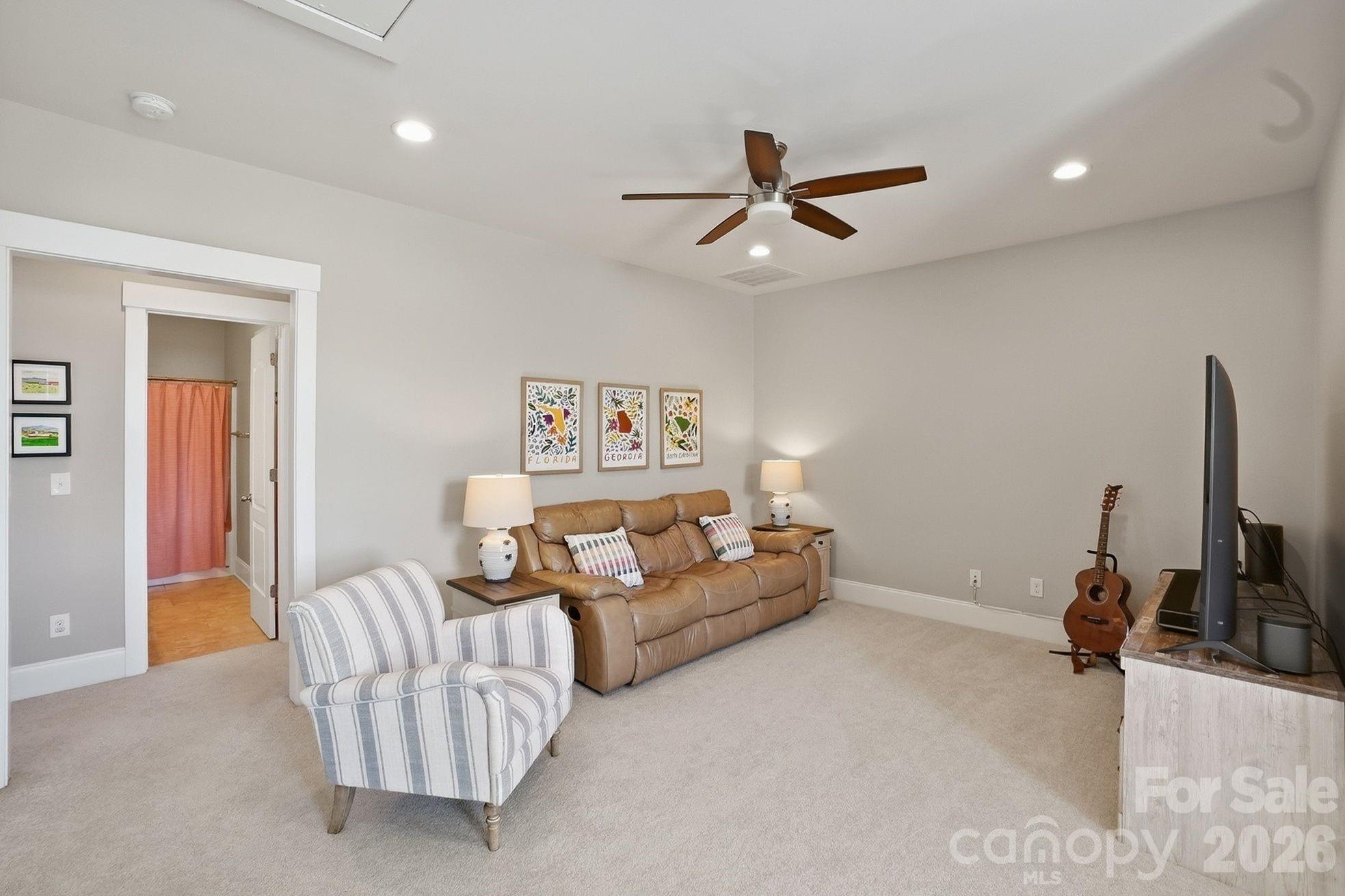 Riverwalk - Residential