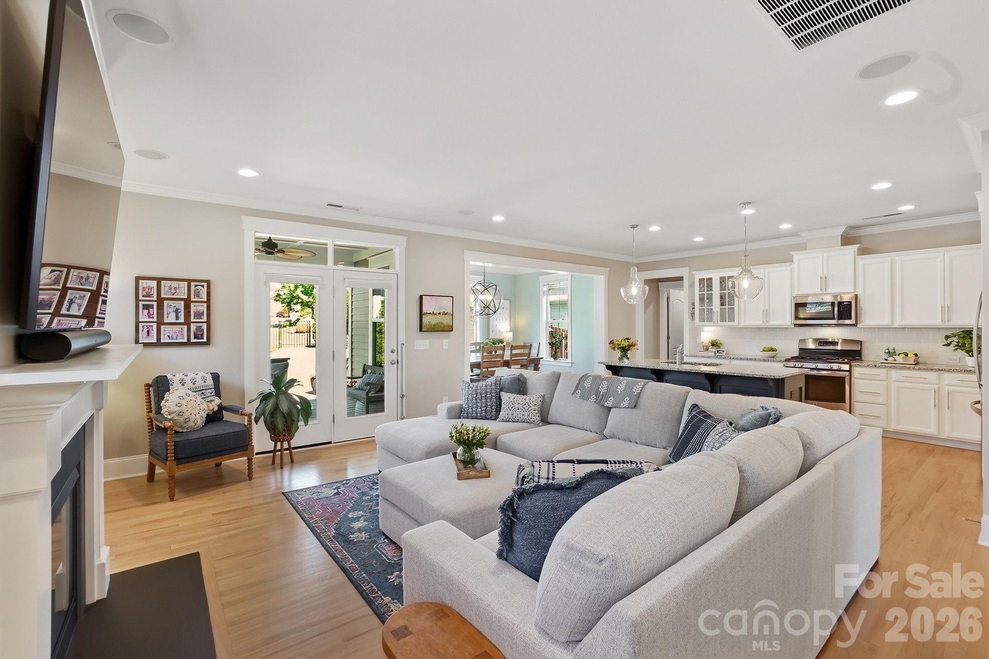 783 Waterscape Court
