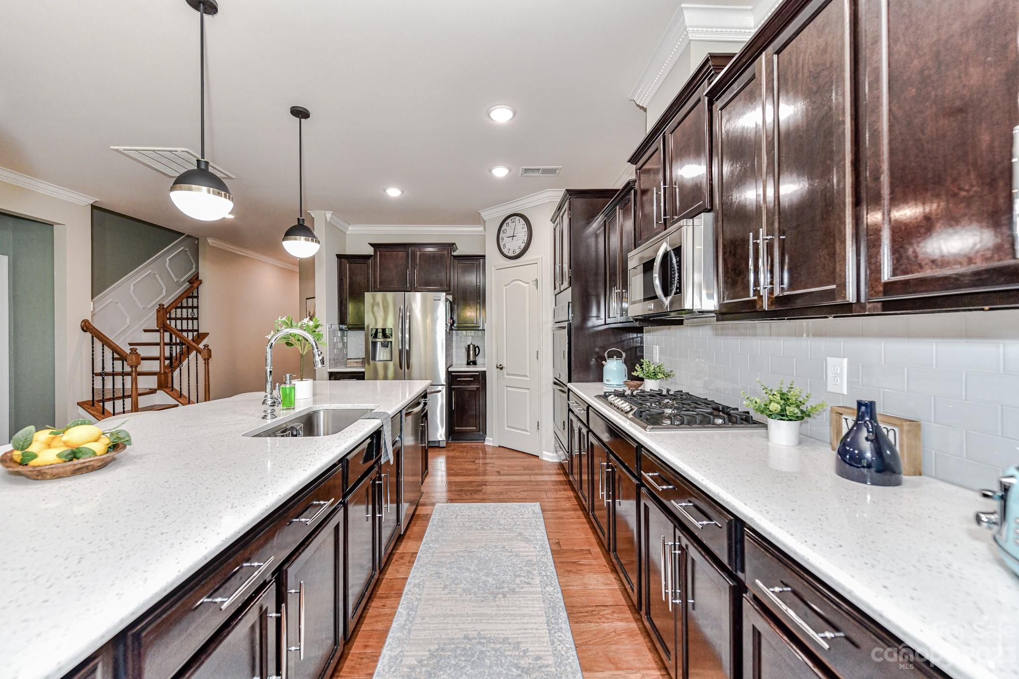 Tree Tops - Residential