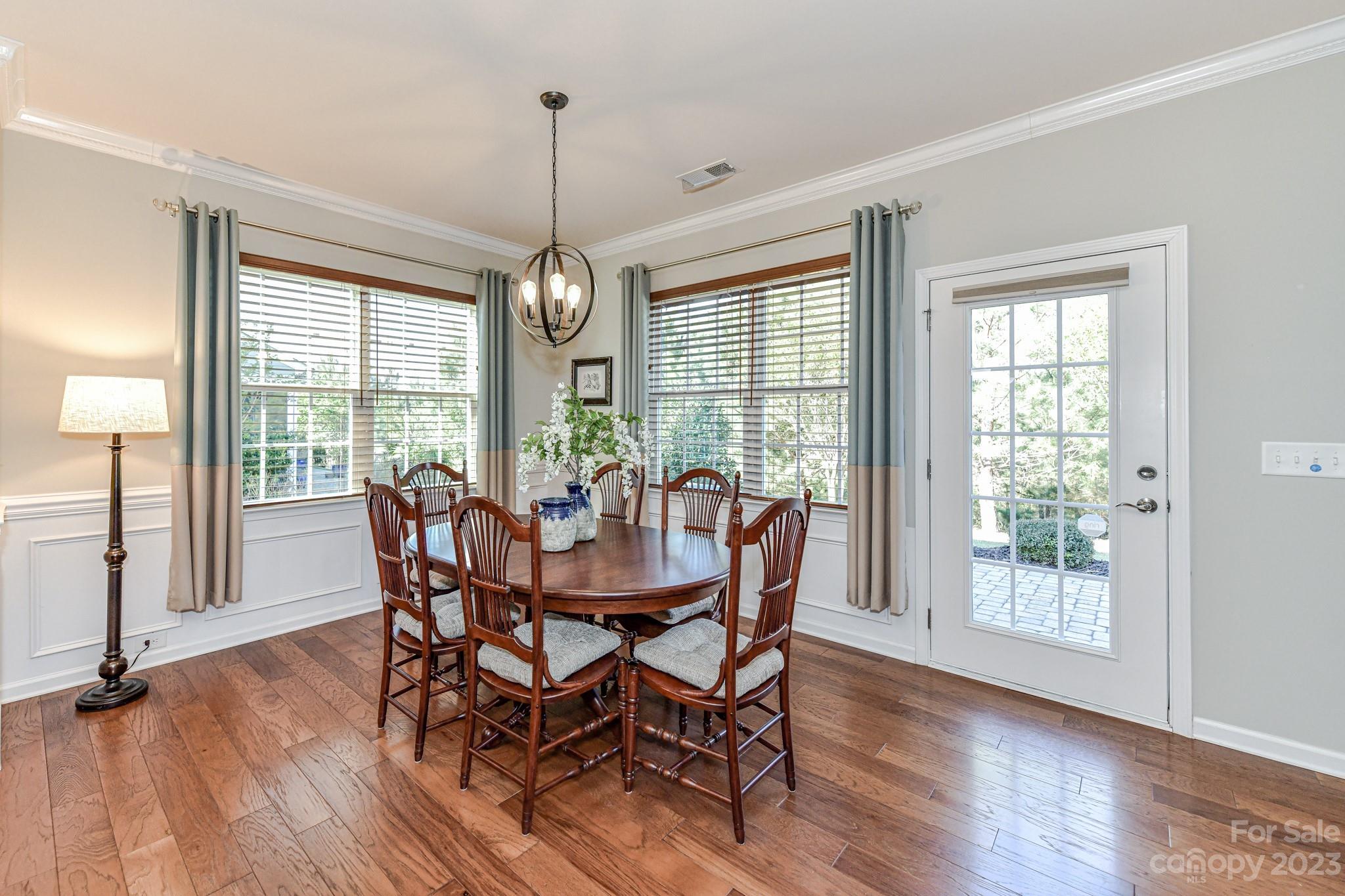 Tree Tops - Residential