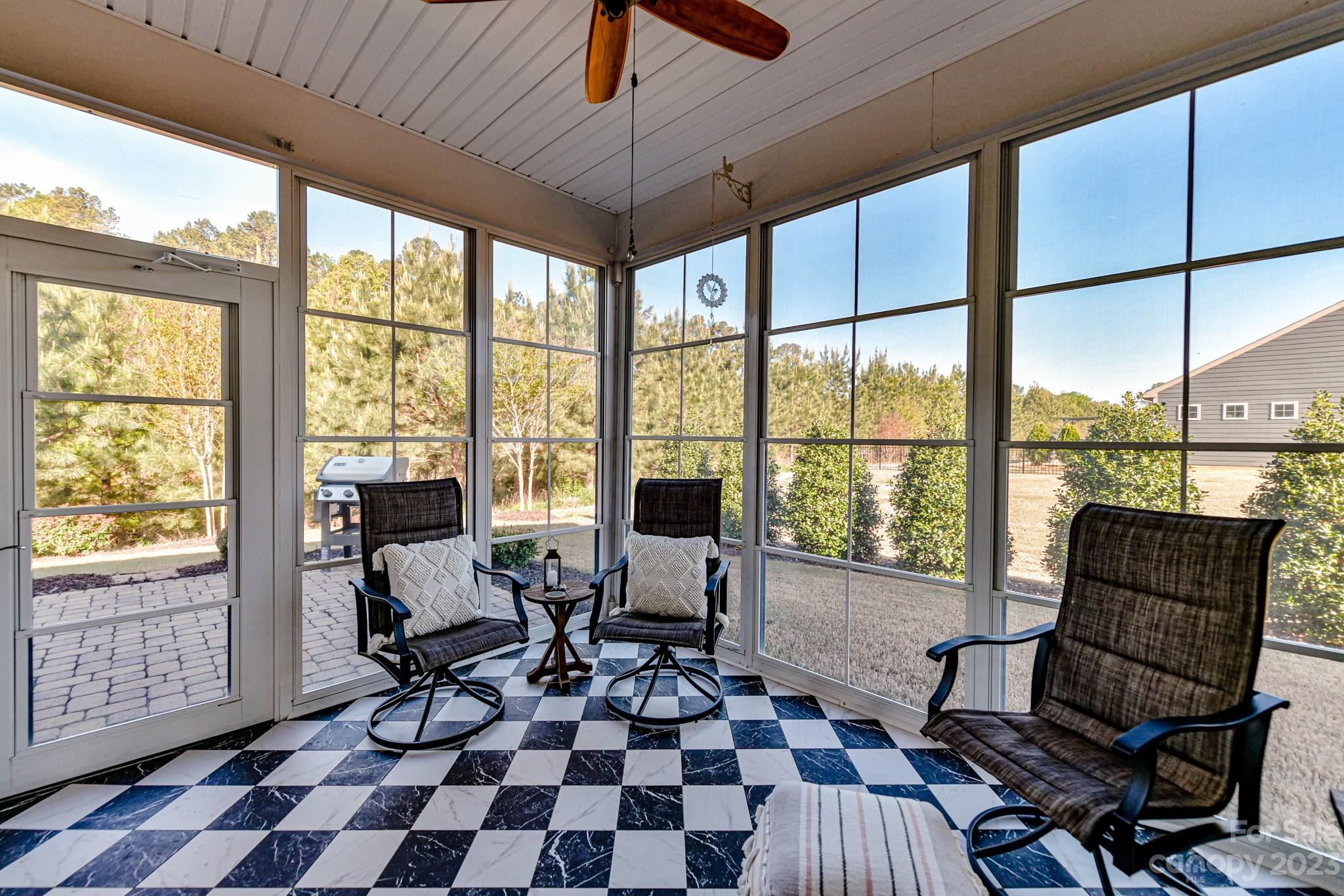 Tree Tops - Residential