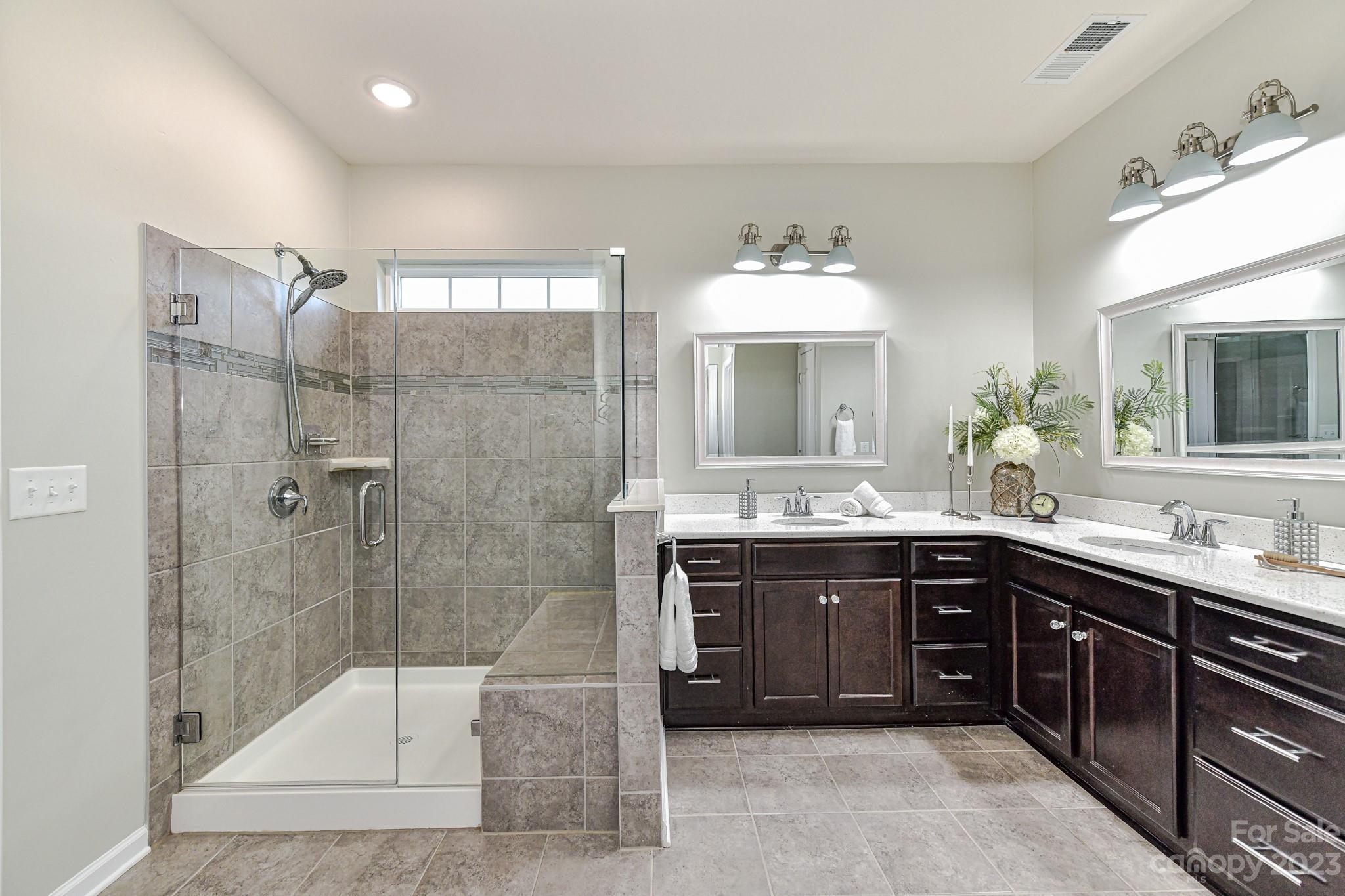 Tree Tops - Residential