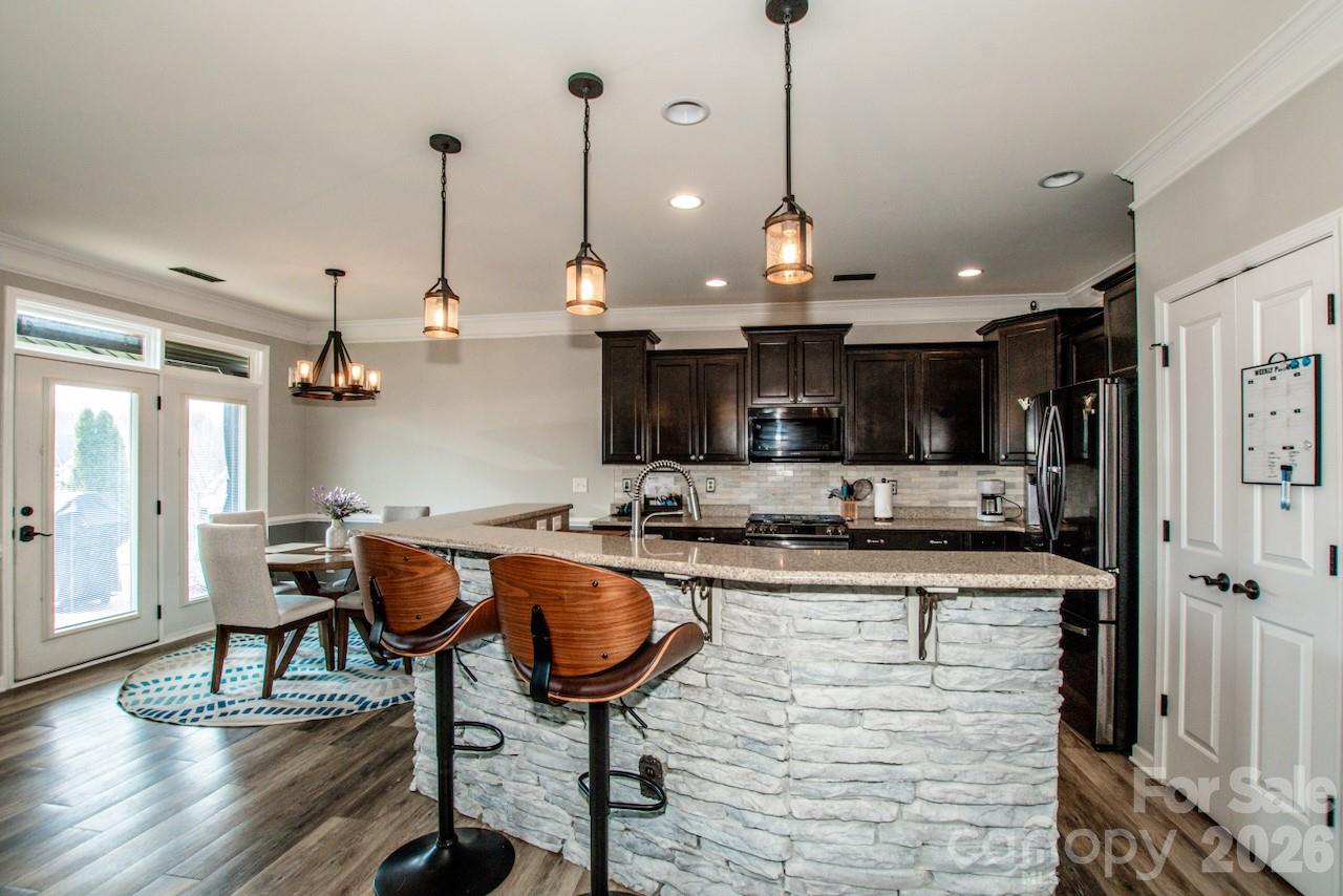 Robinson Oaks - Residential