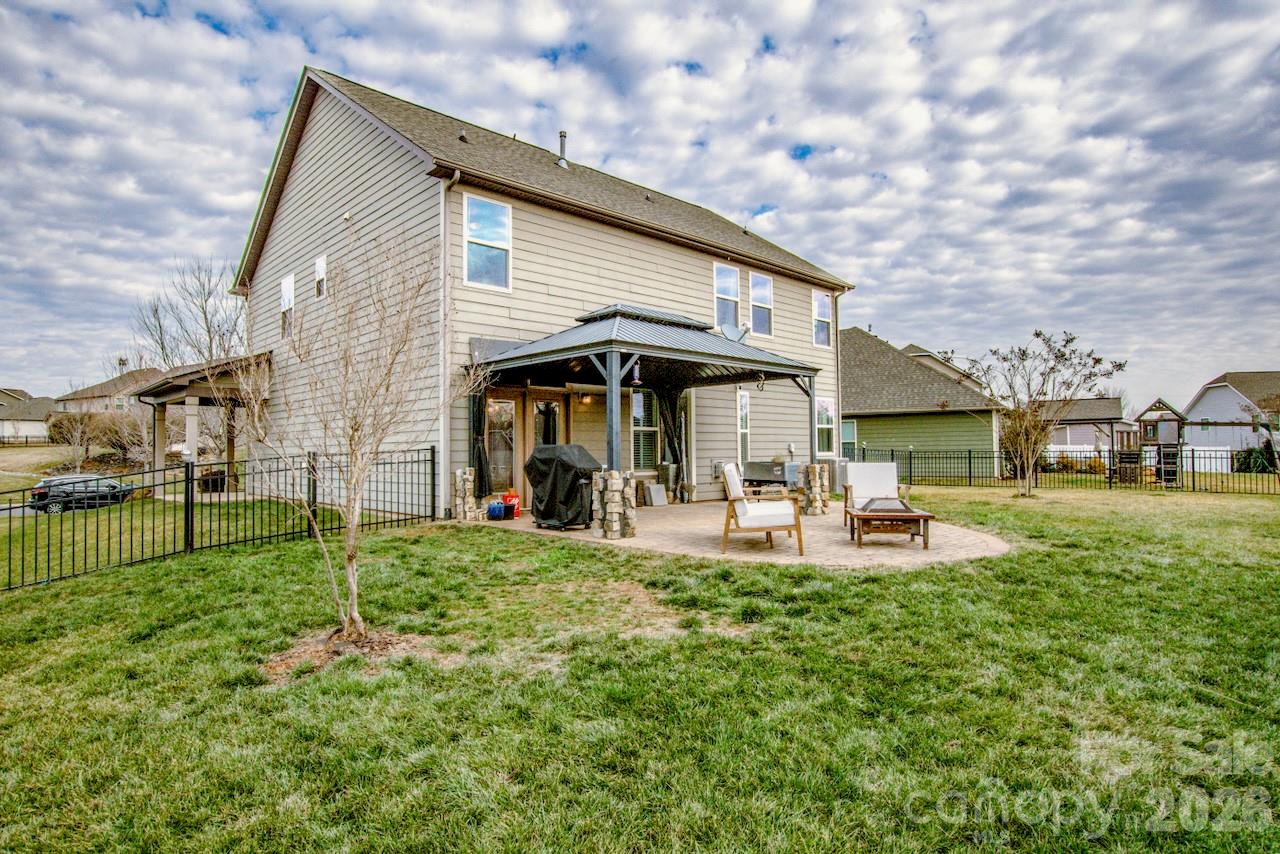 Robinson Oaks - Residential