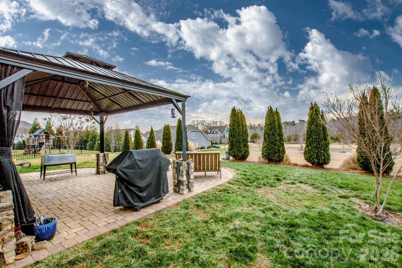 Robinson Oaks - Residential