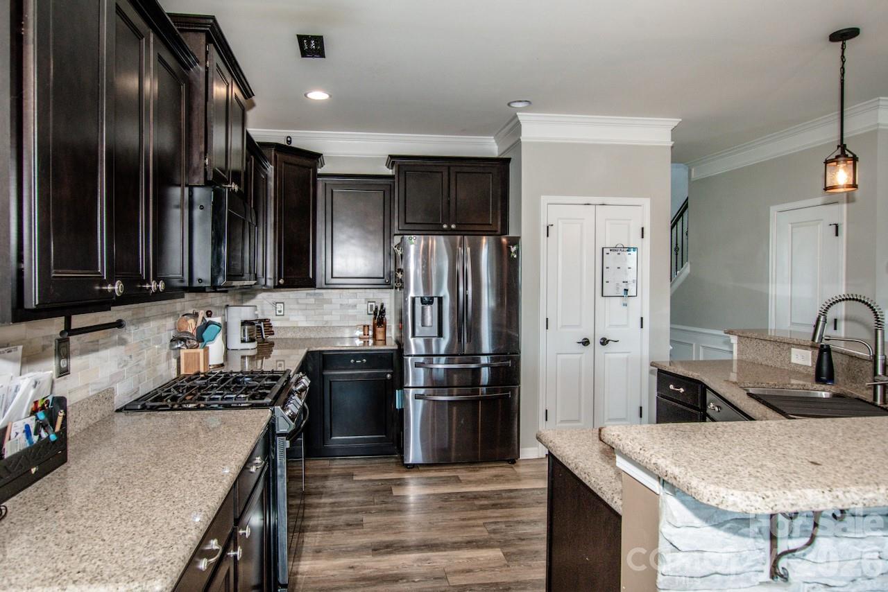 Robinson Oaks - Residential