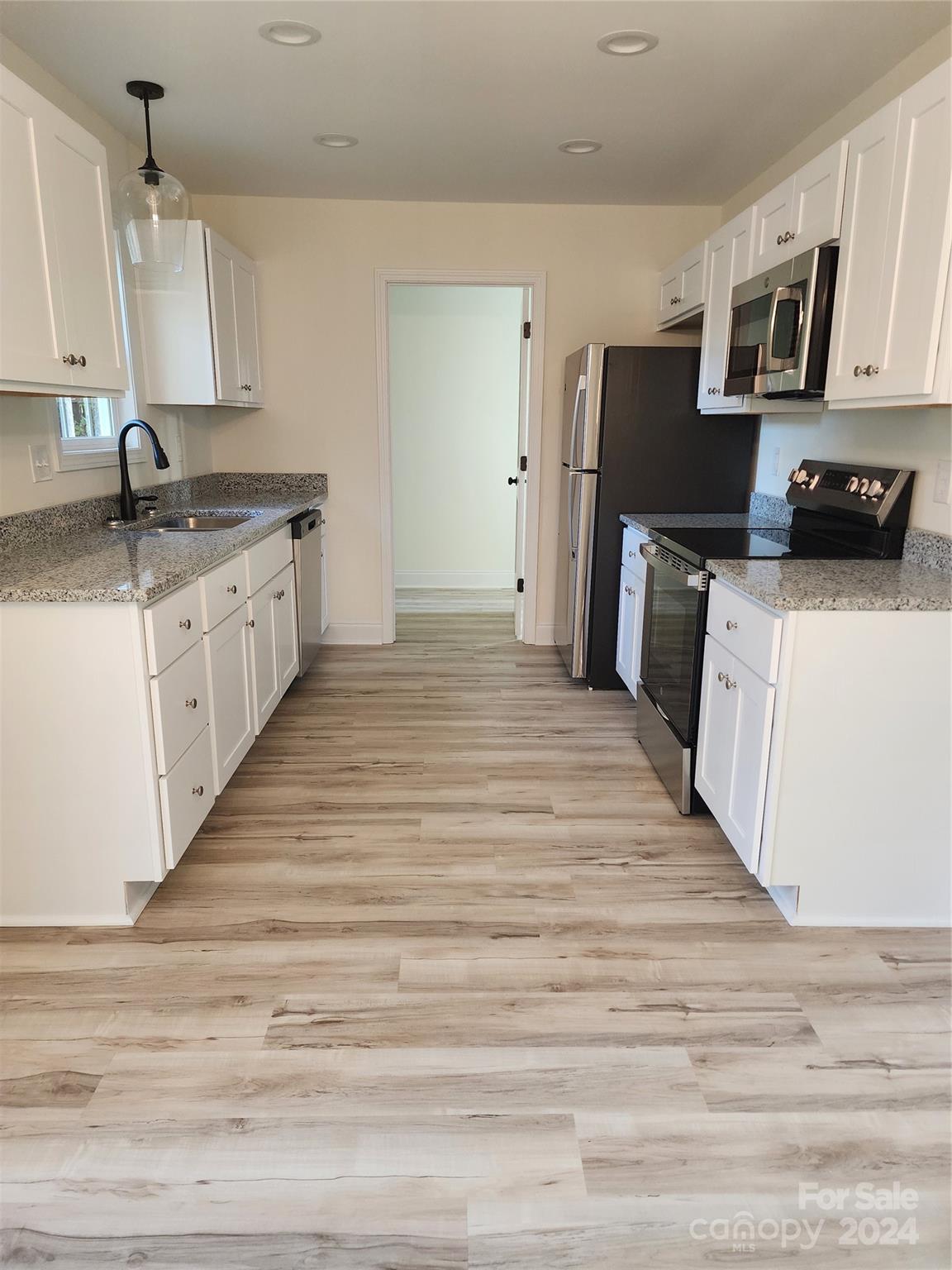 Pineridge - Residential