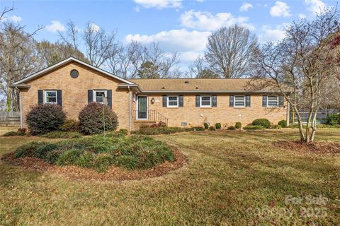 1419 Marlwood Circle Charlotte NC 28227