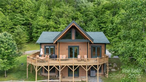 148 Pearl Way Burnsville NC 28714