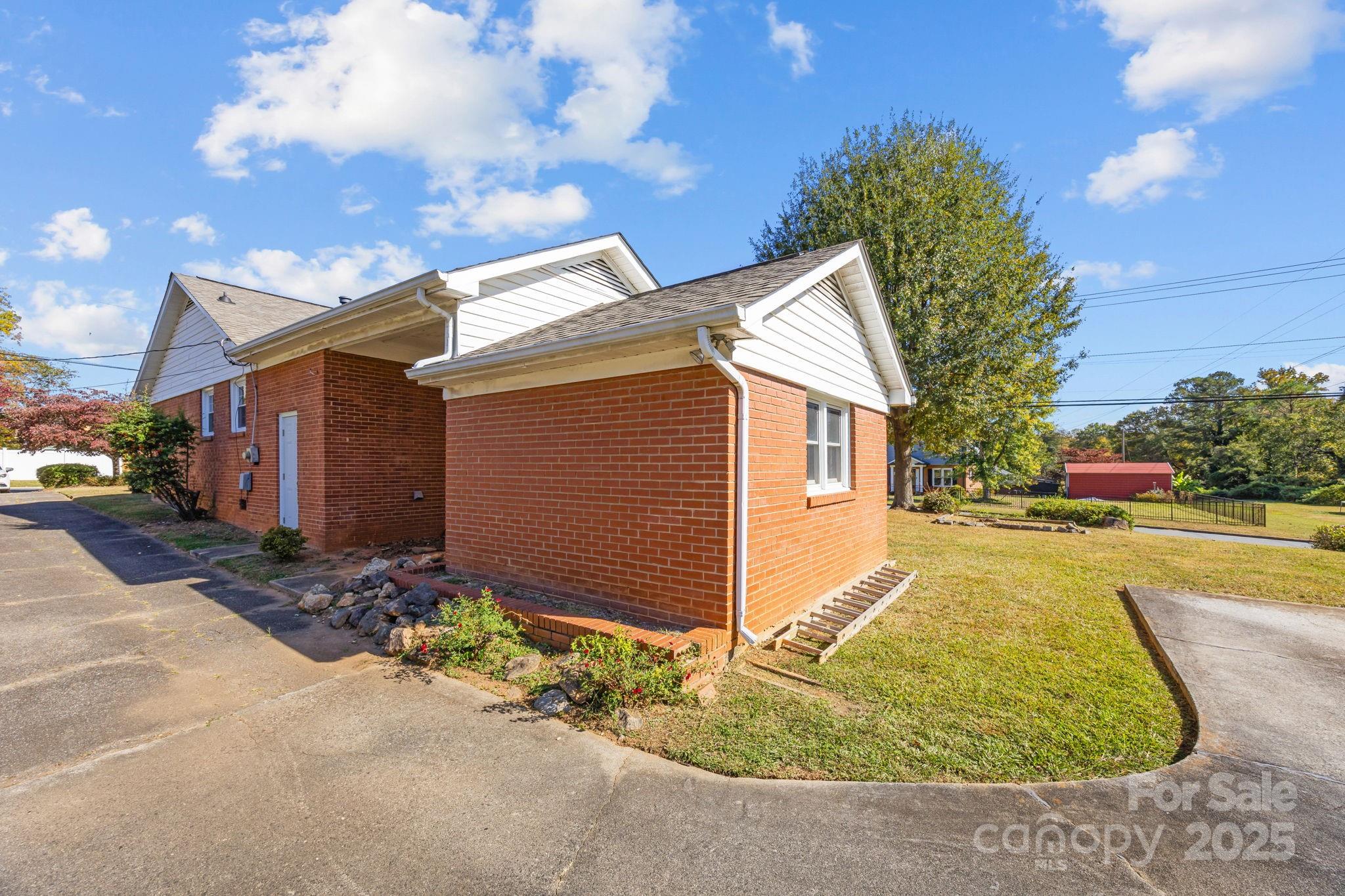 Kingswood - Residential