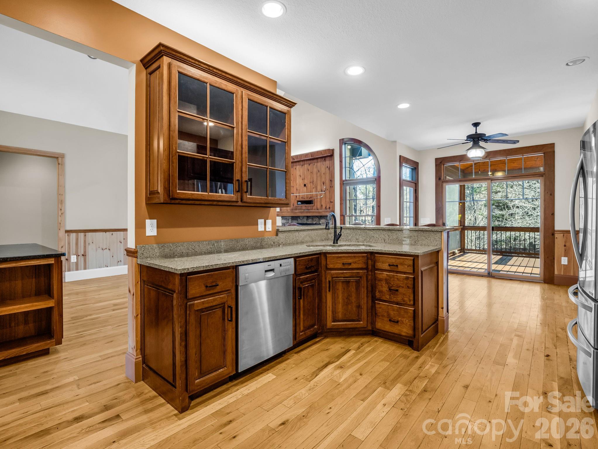 Vista At The Riverbank - Residential