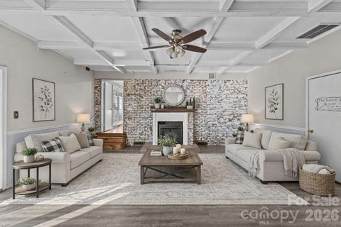 117 Robinson Avenue Matthews NC 28104