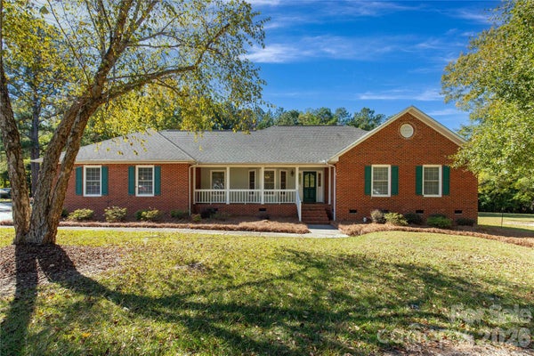 2934 CANE MILL RD, LANCASTER, SC 29720 - Image b6a6084b8d1efe87abce183f1fe2f368/1337312614