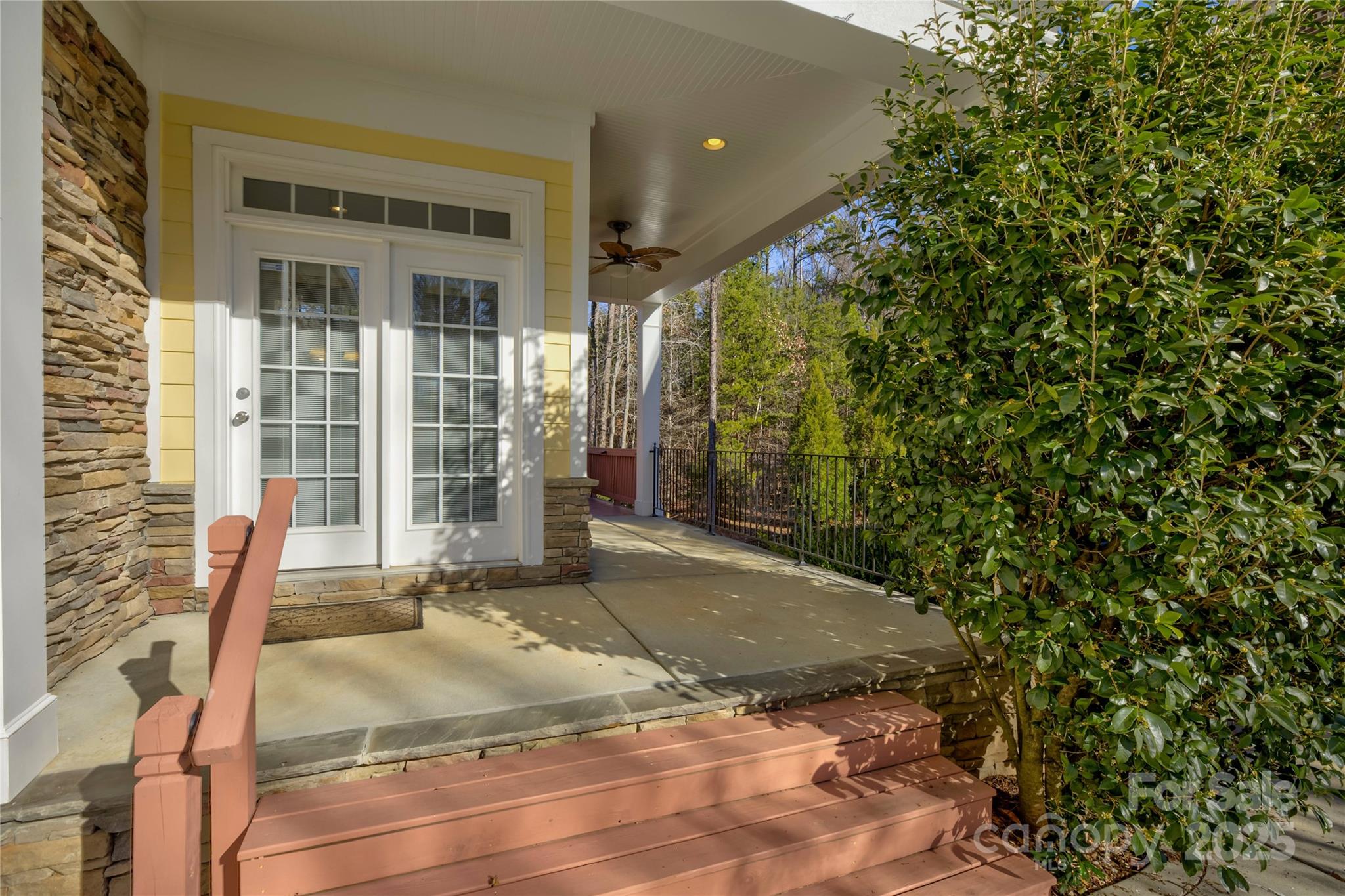 The Palisades - Residential