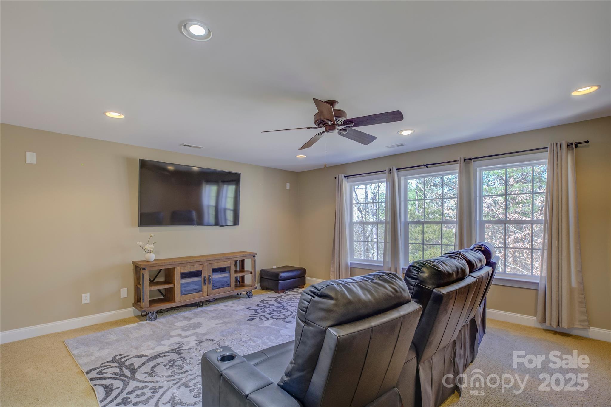 The Palisades - Residential