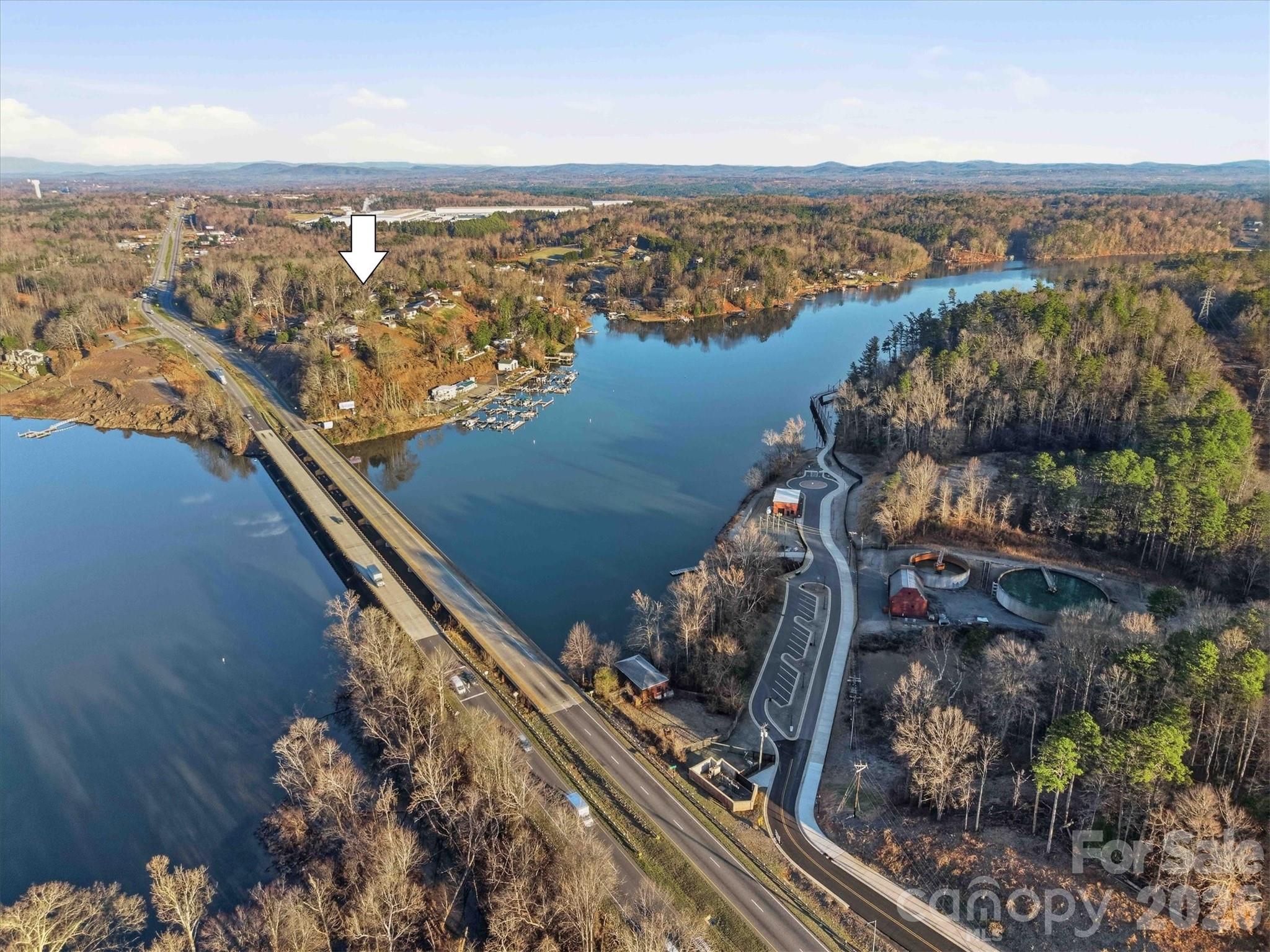 6719 Lakeview Terrace