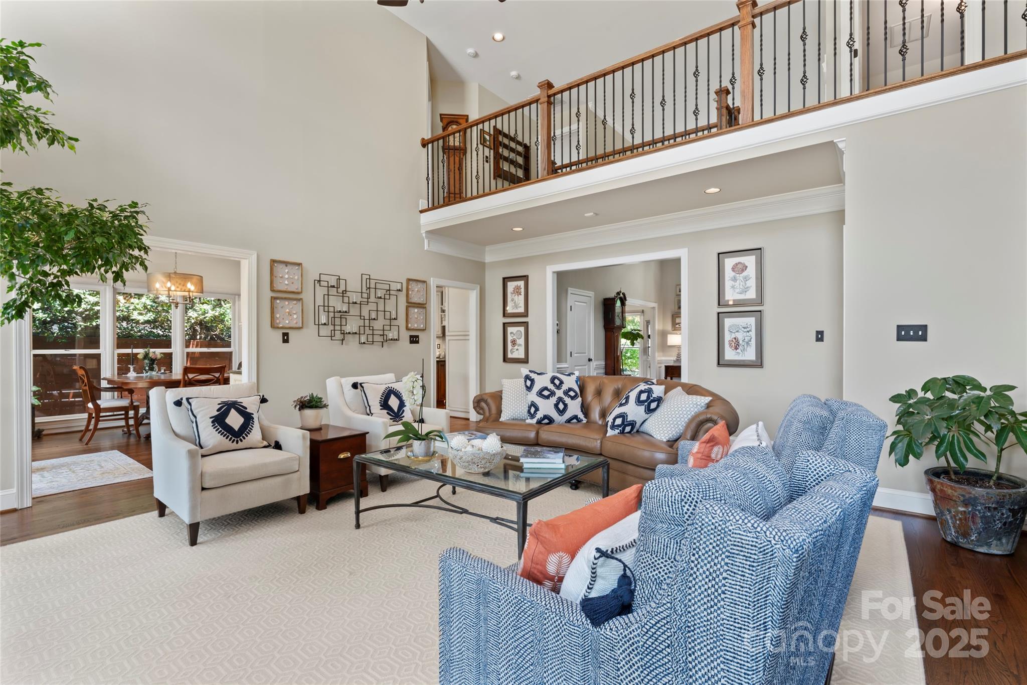 The Peninsula - Residential