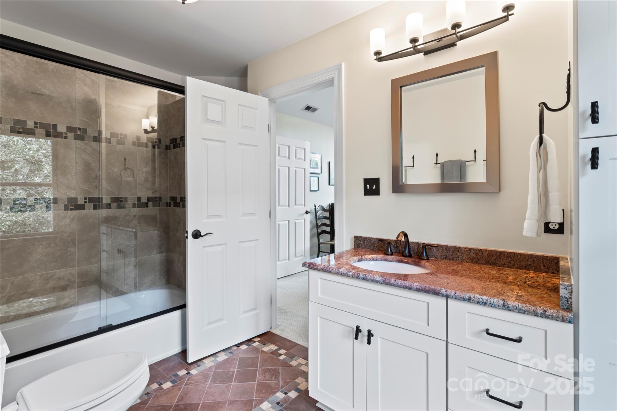 The Peninsula - Residential