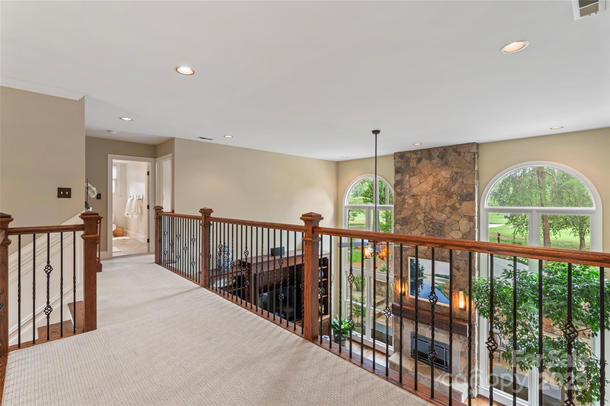 The Peninsula - Residential