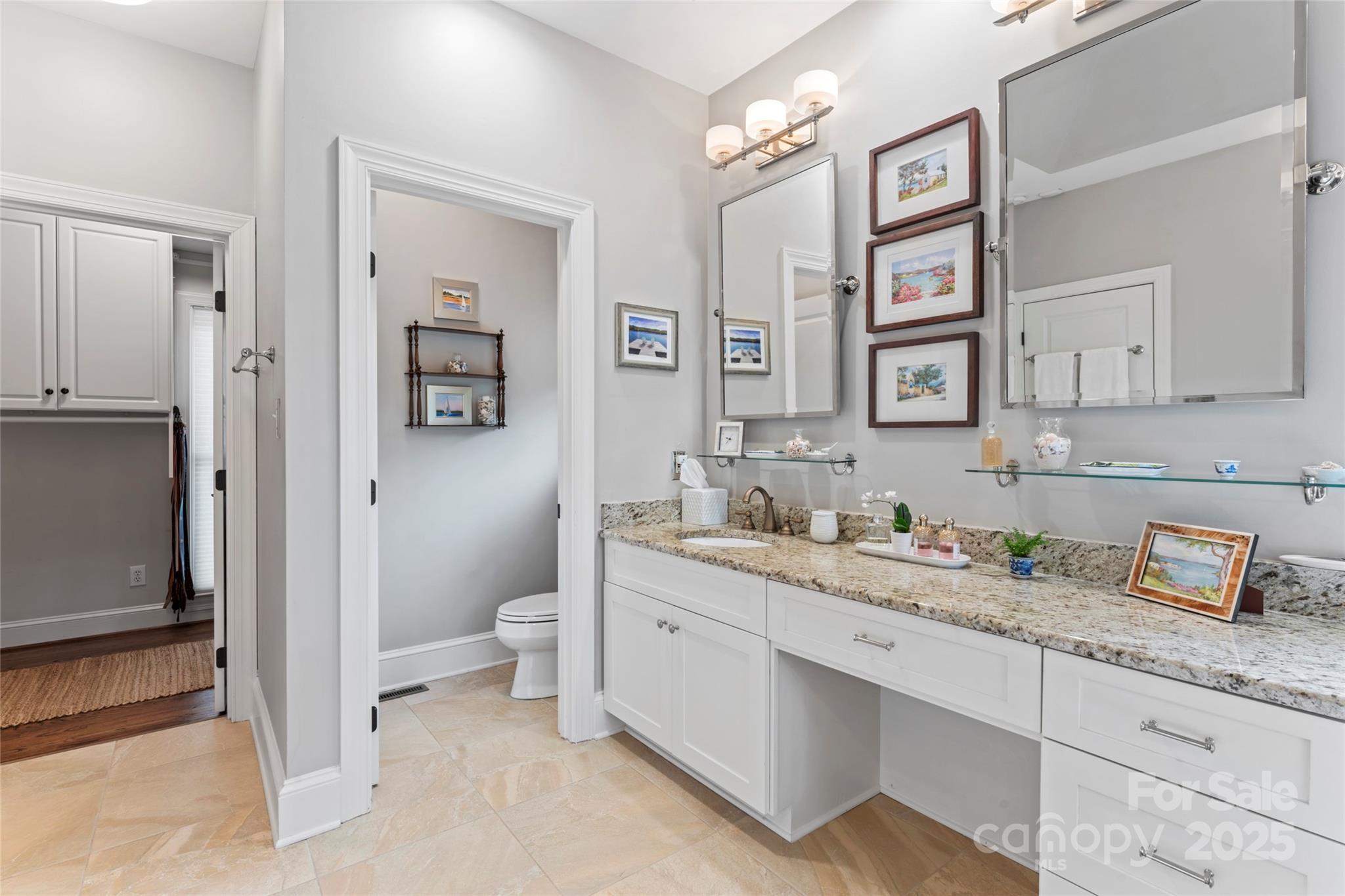 The Peninsula - Residential