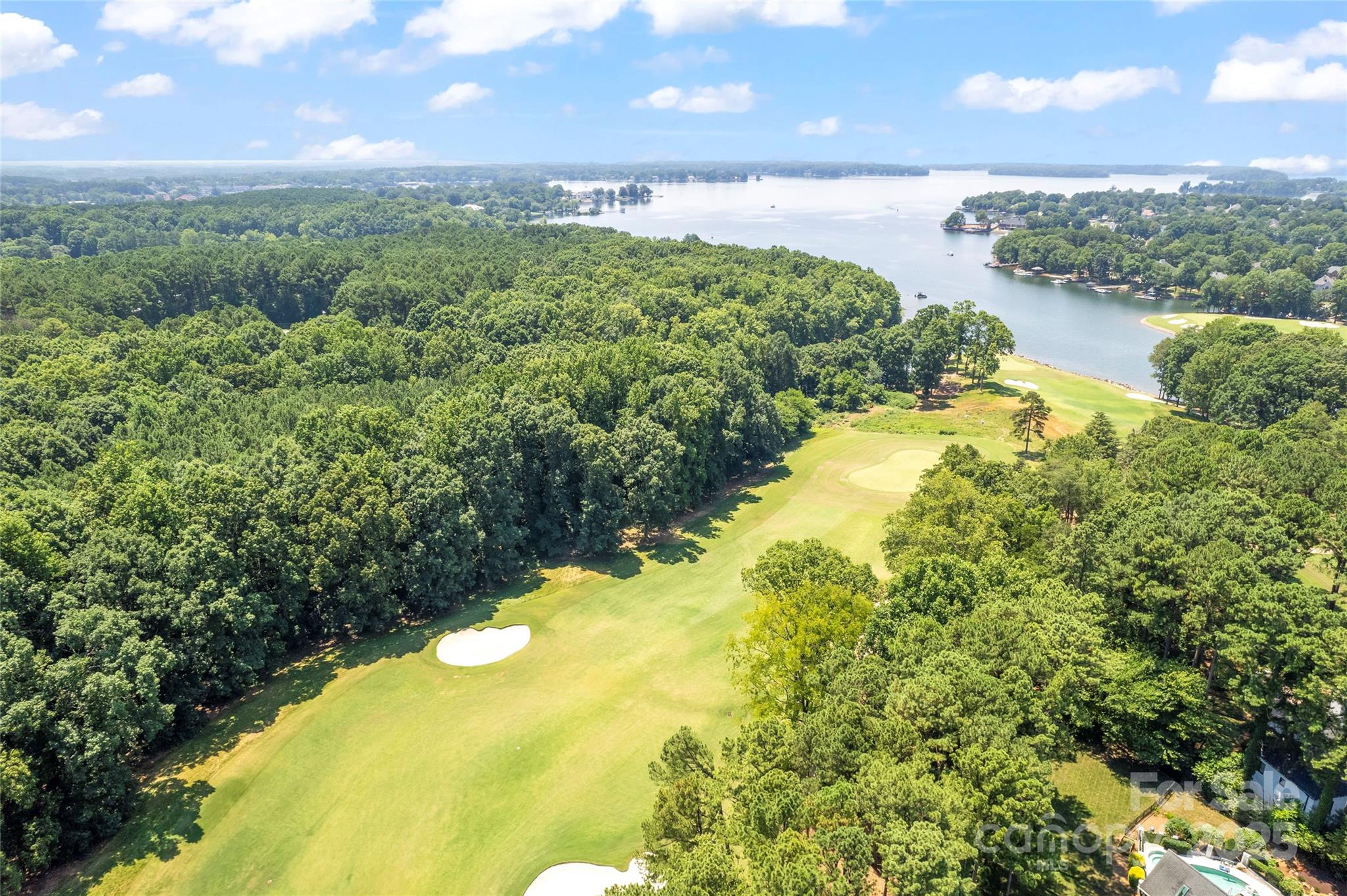 The Peninsula - Residential