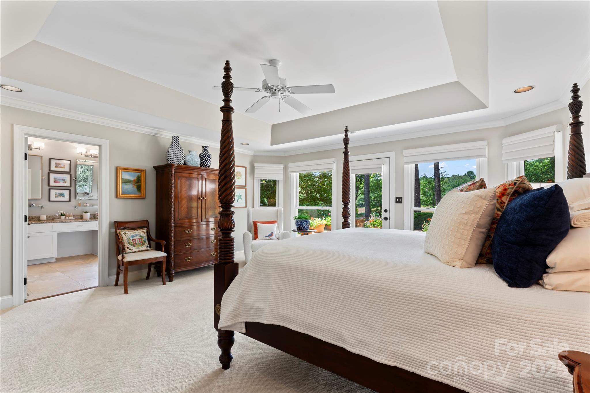 The Peninsula - Residential