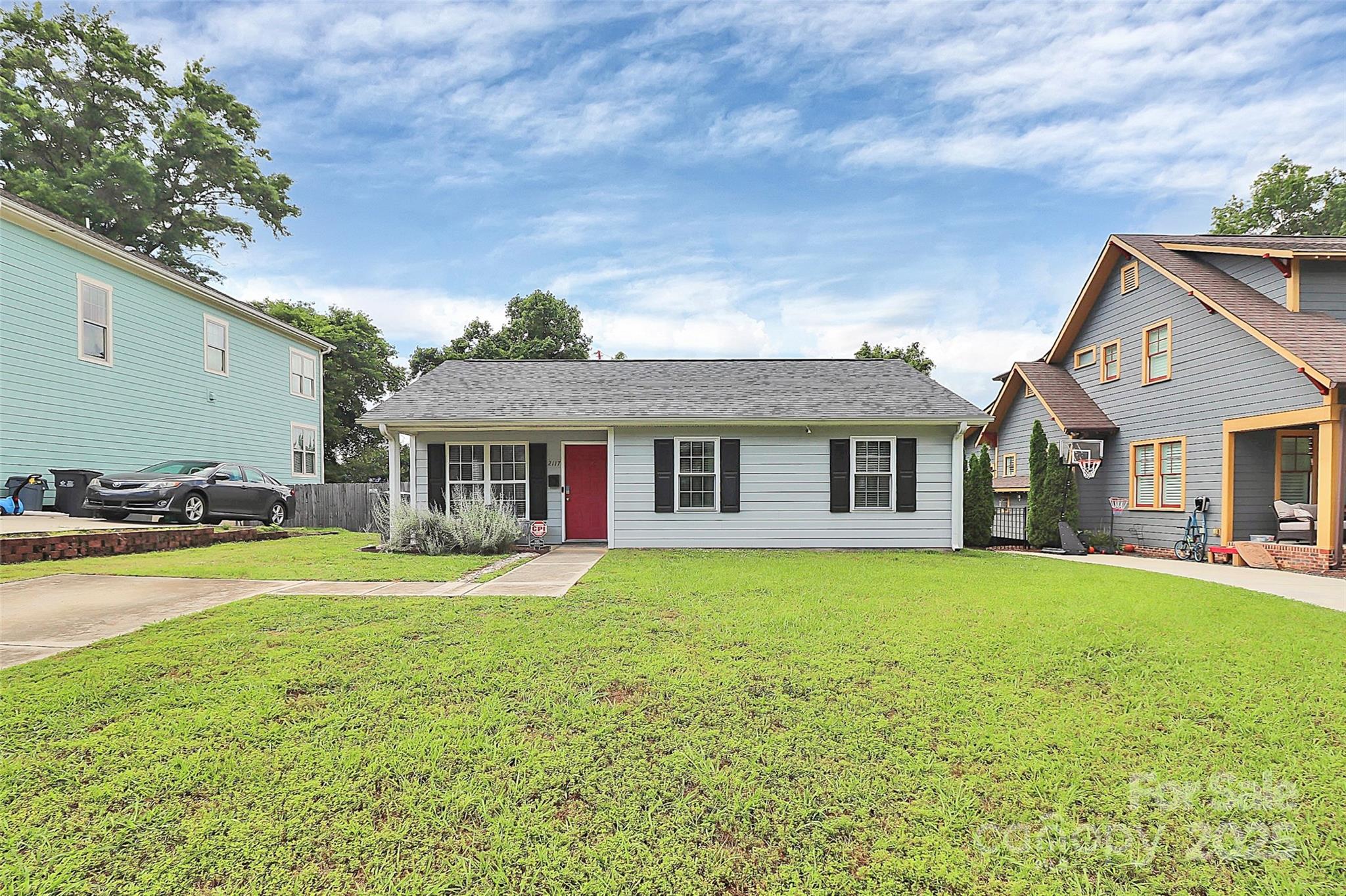 Villa Heights - Residential