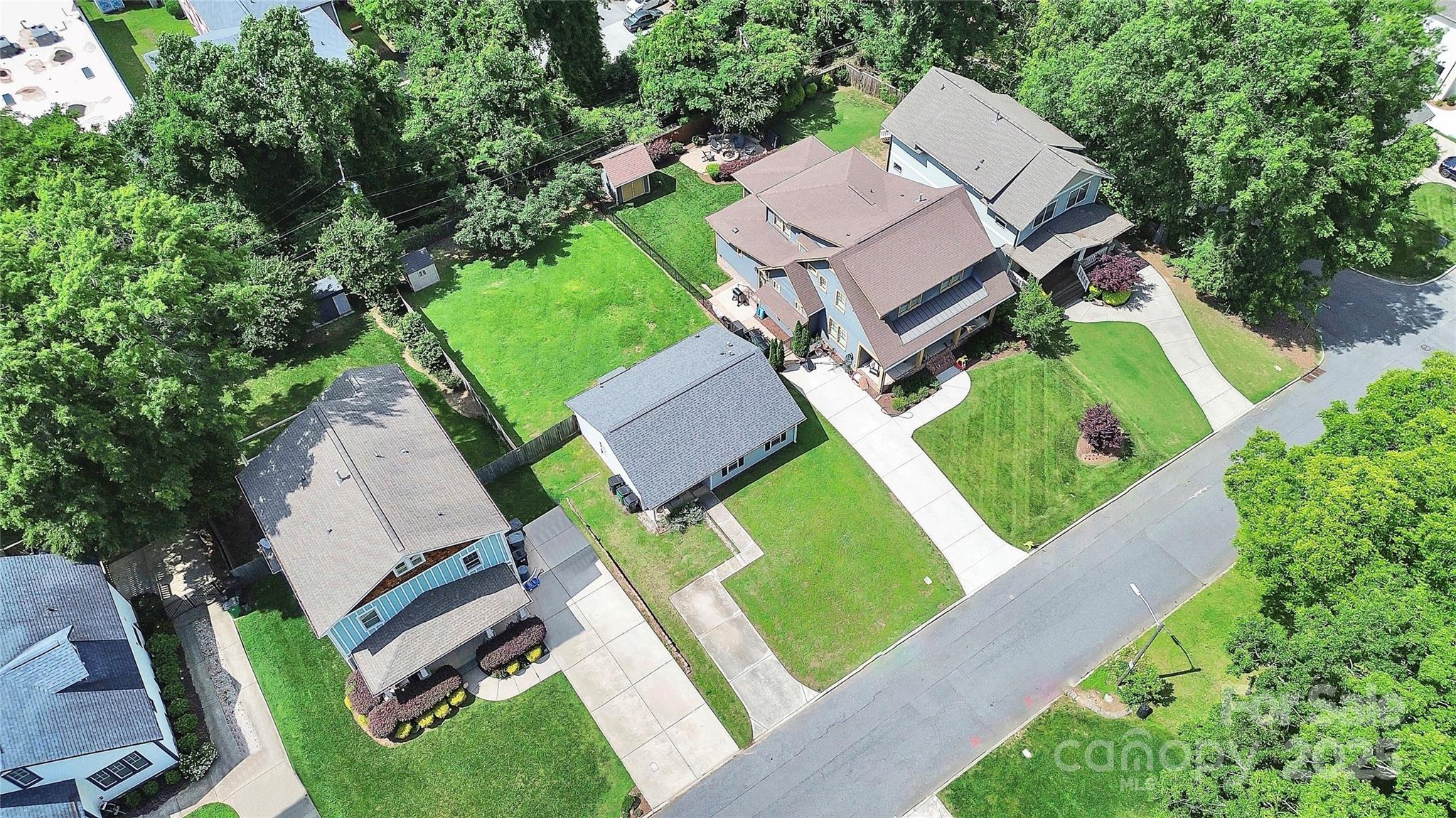 Villa Heights - Residential