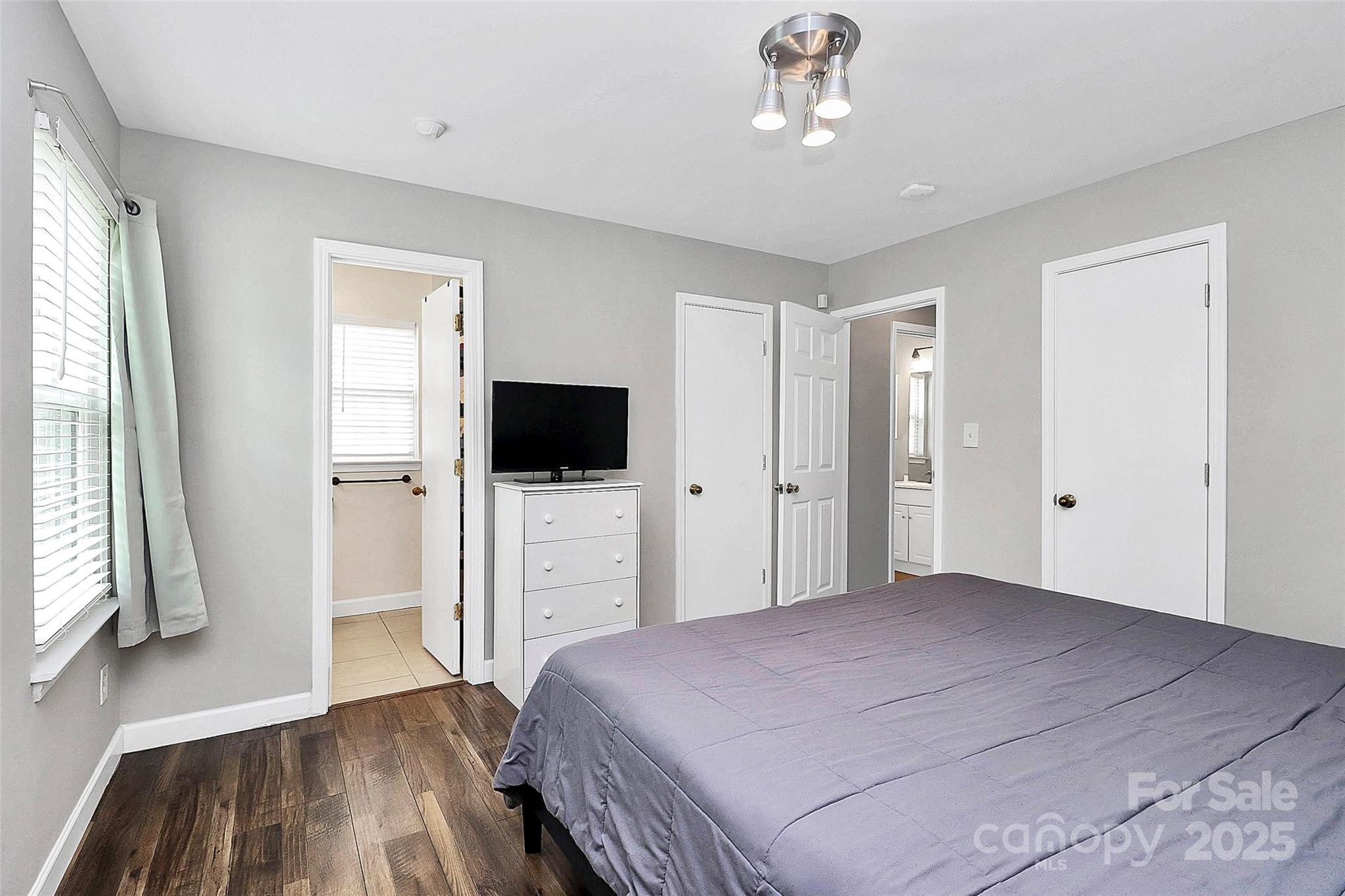 Villa Heights - Residential