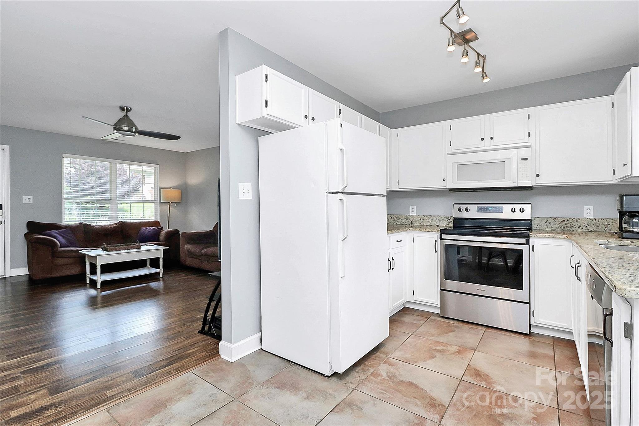 Villa Heights - Residential