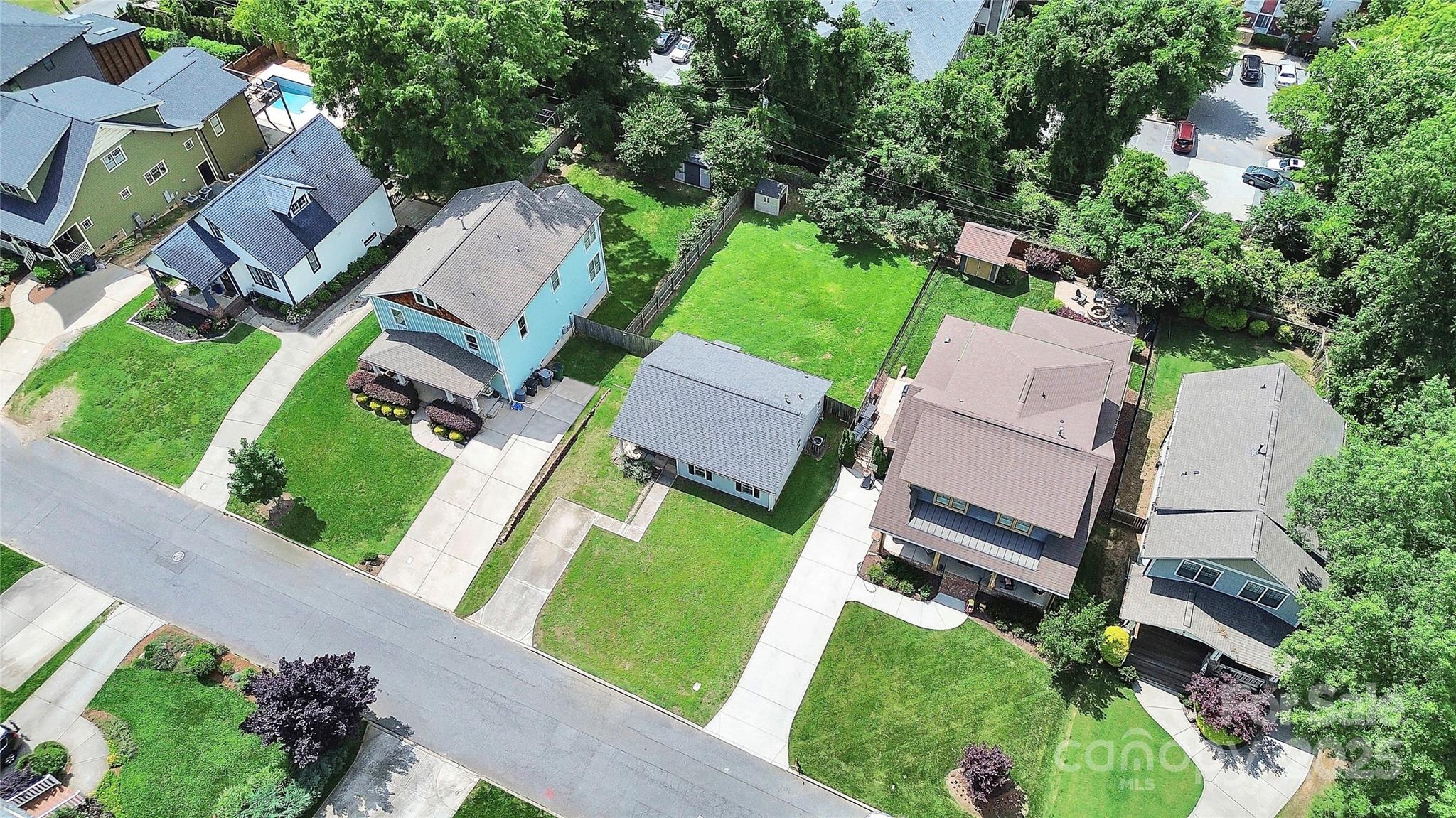 Villa Heights - Residential