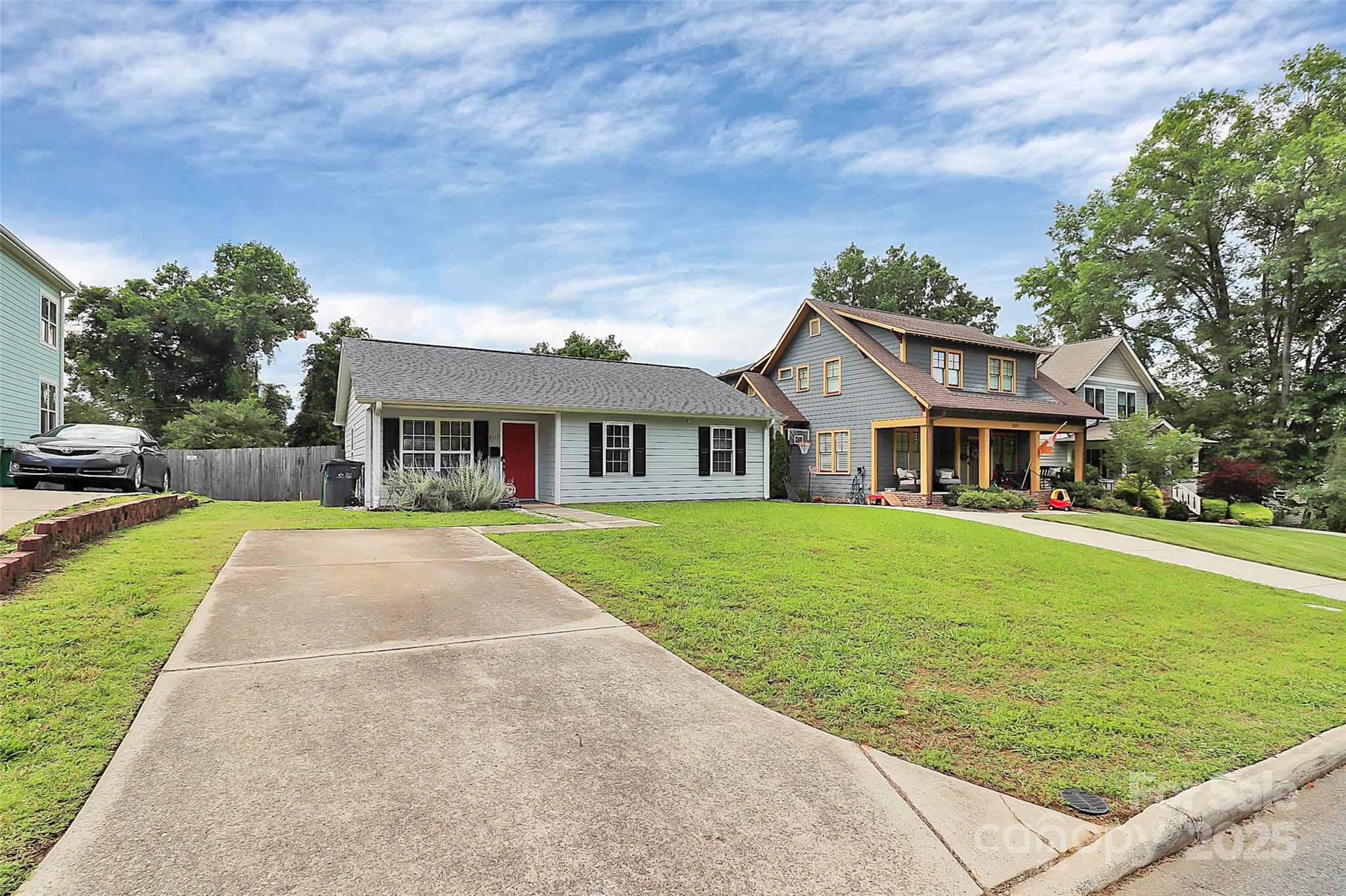 Villa Heights - Residential