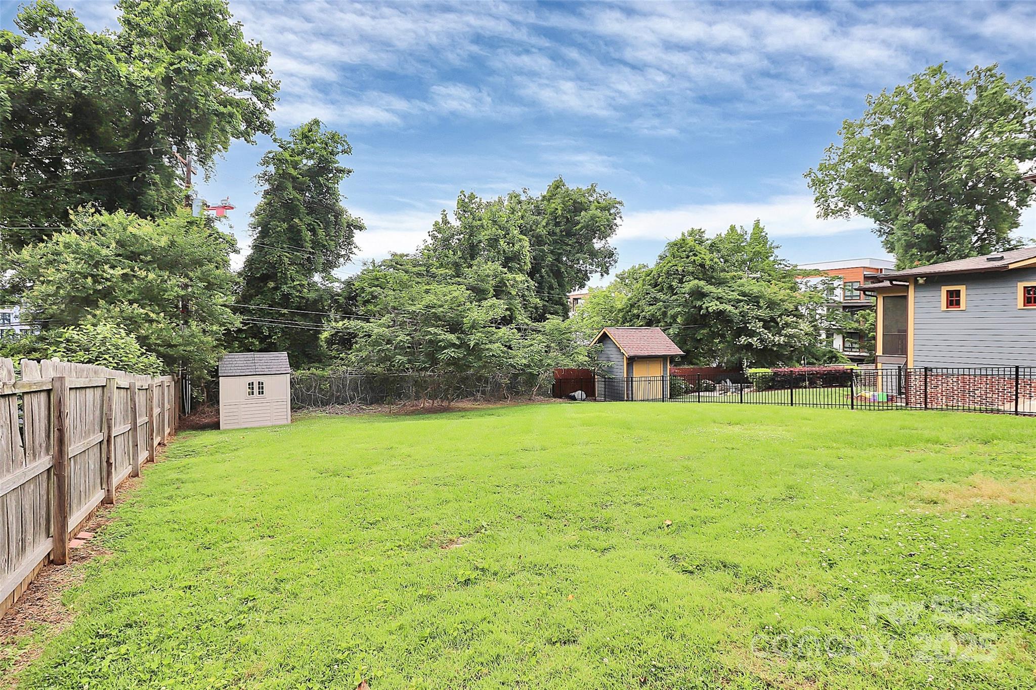 Villa Heights - Residential