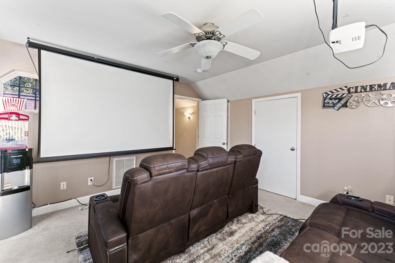 Riverwalk - Residential