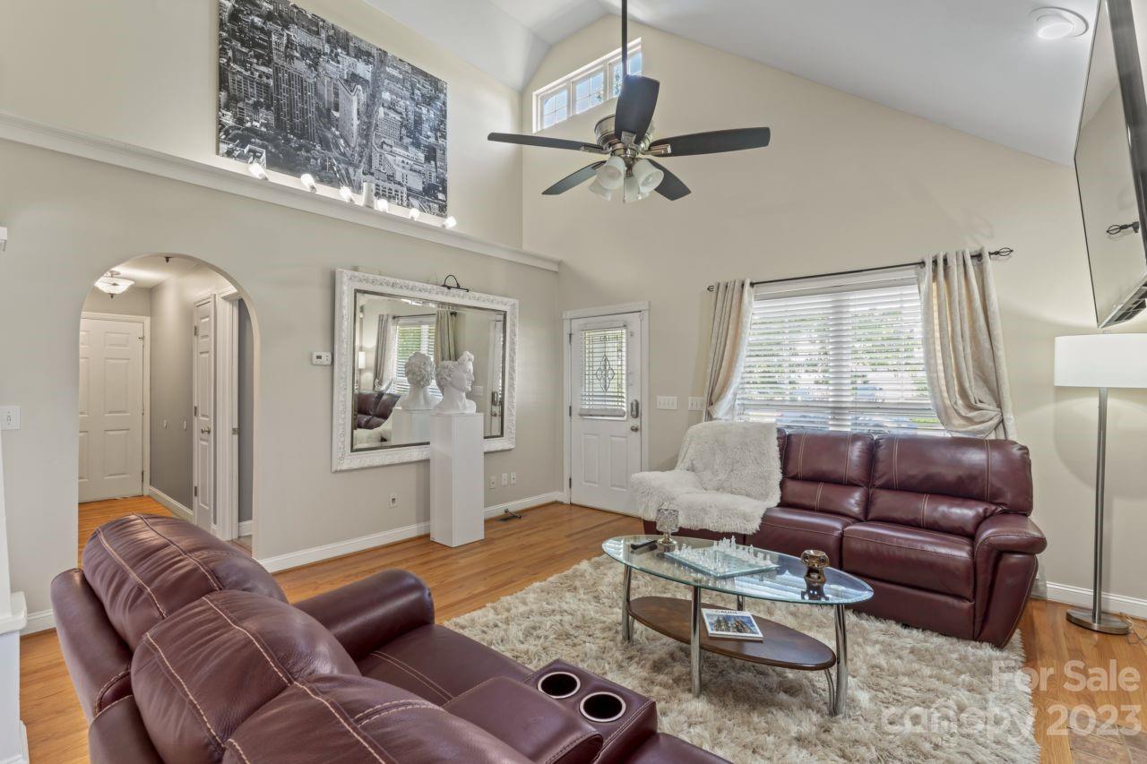 Riverwalk - Residential