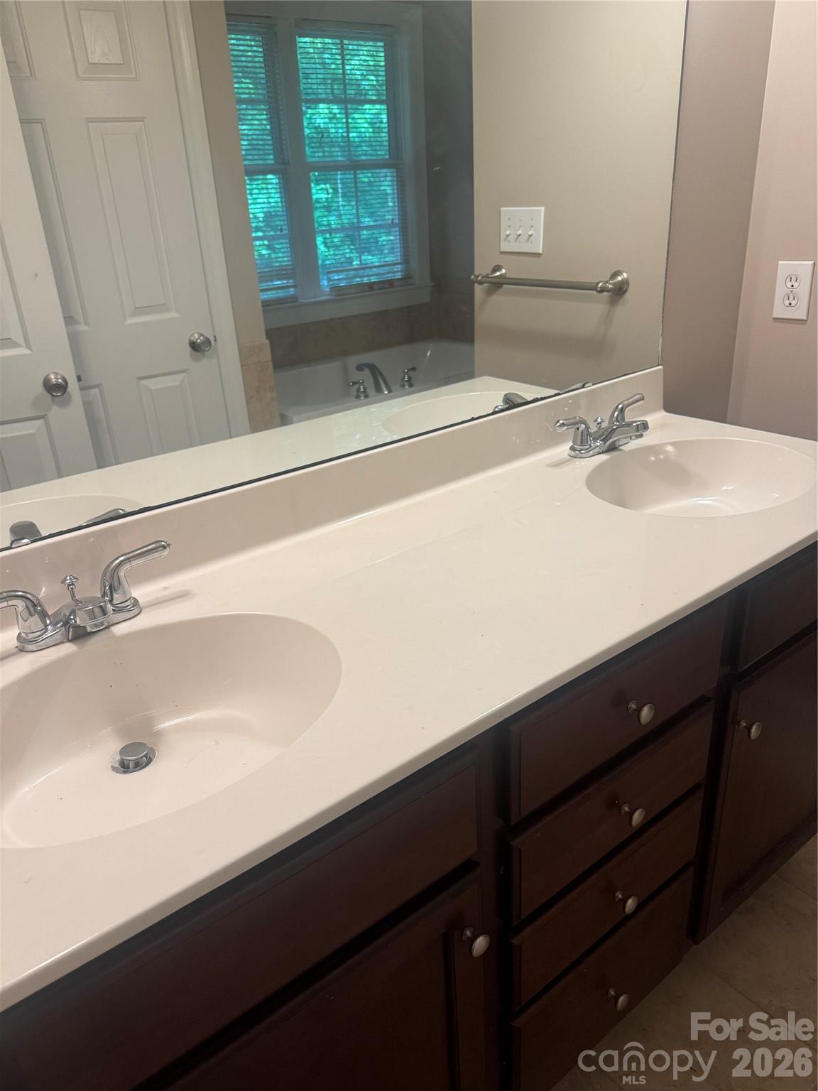 Meadow Glen - Residential