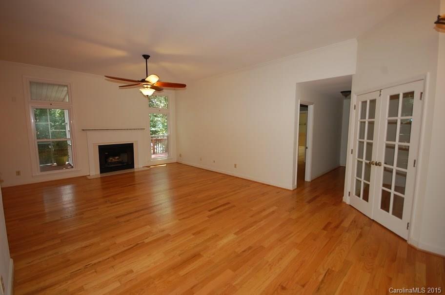 Tega Cay - Residential