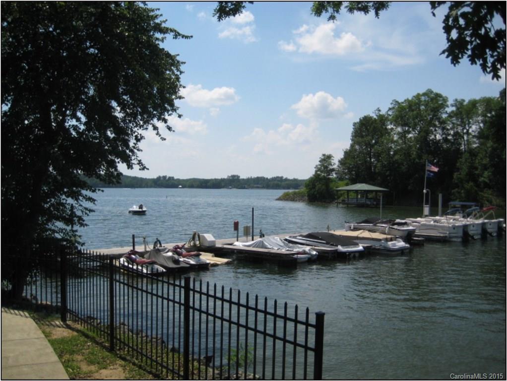 Tega Cay - Residential