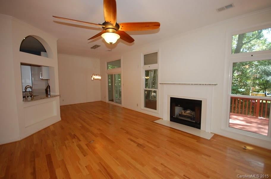 Tega Cay - Residential