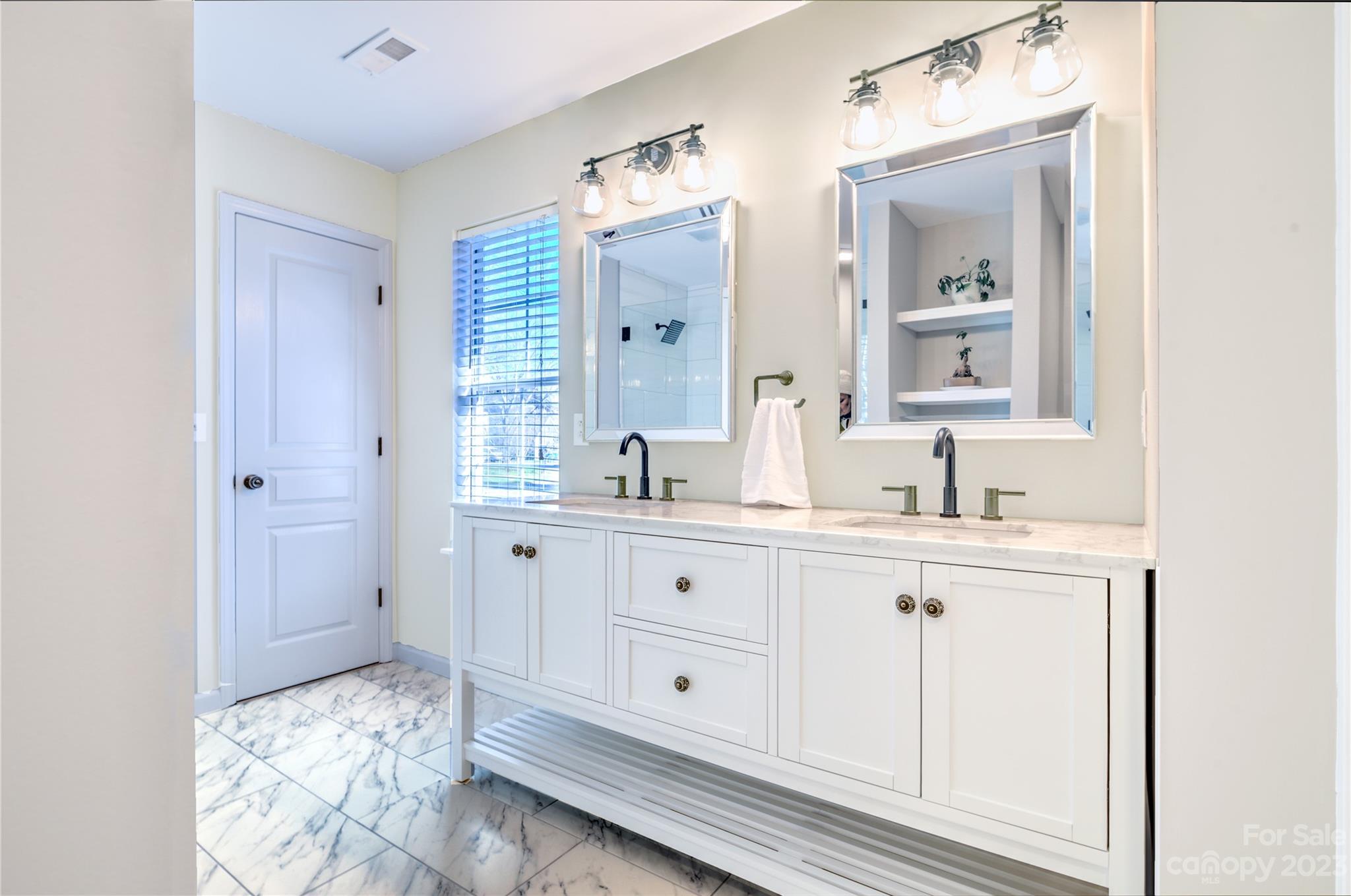 Cedarfield - Residential