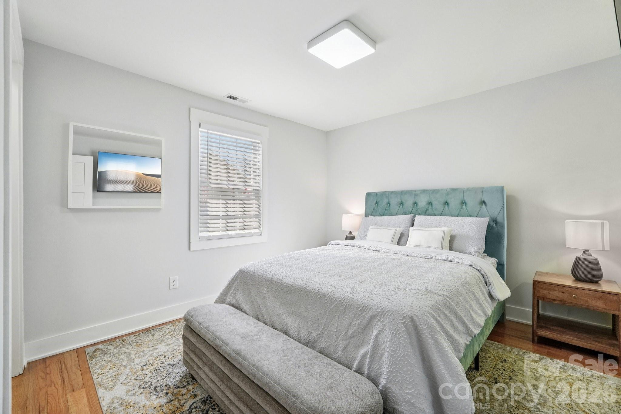 Camp Green - Residential