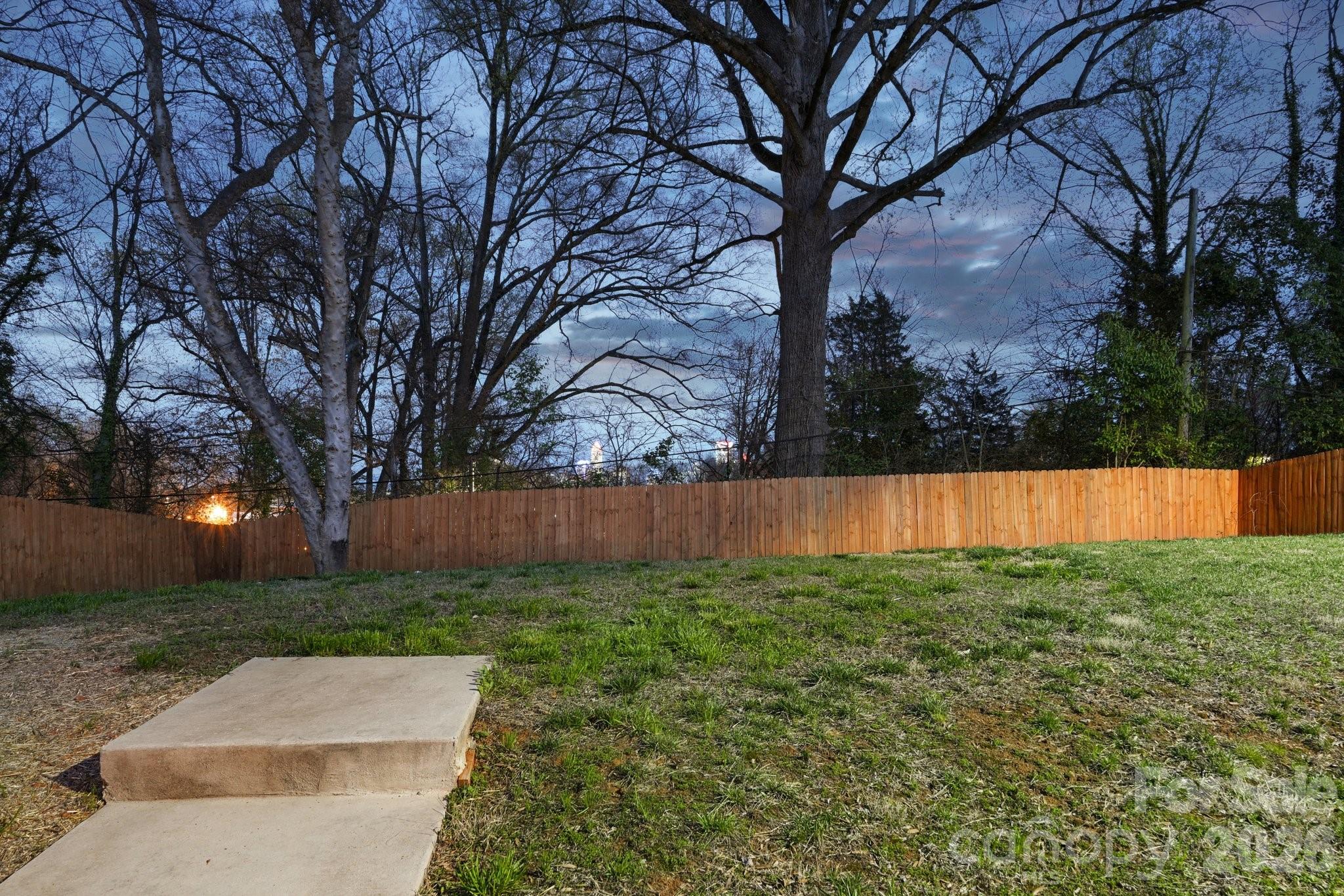 Camp Green - Residential