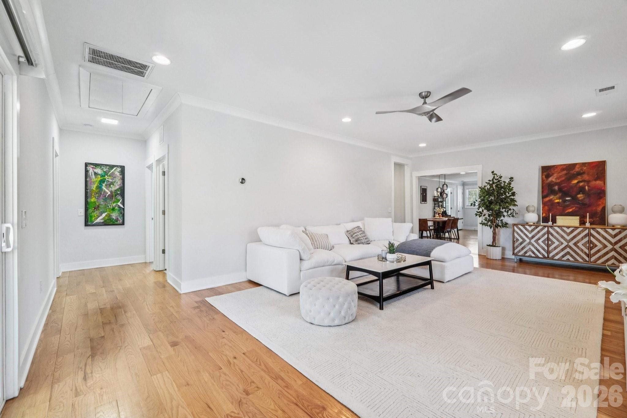 Camp Green - Residential