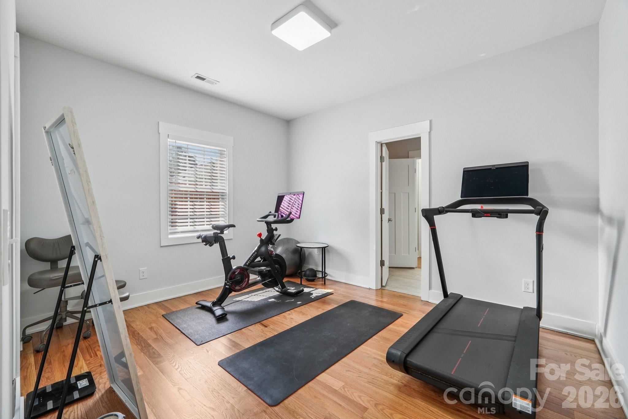 Camp Green - Residential