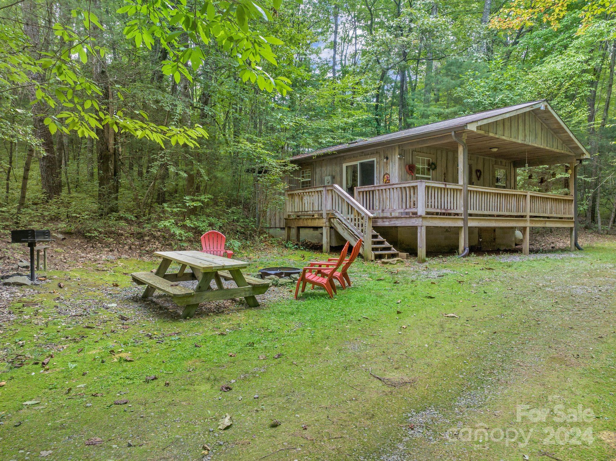 1778 and 1780 Happy Acres Road