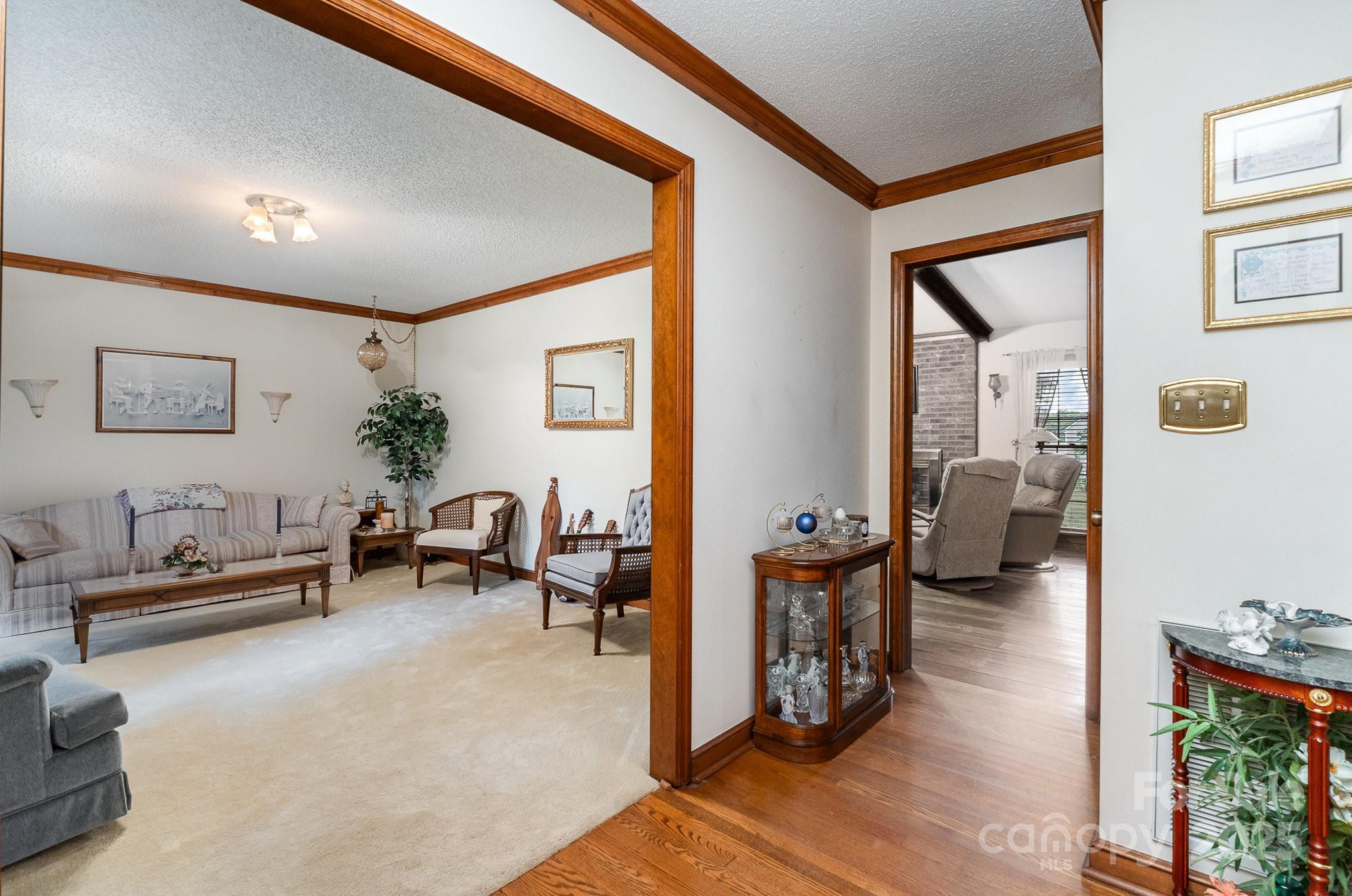 10004 Snowflake Court