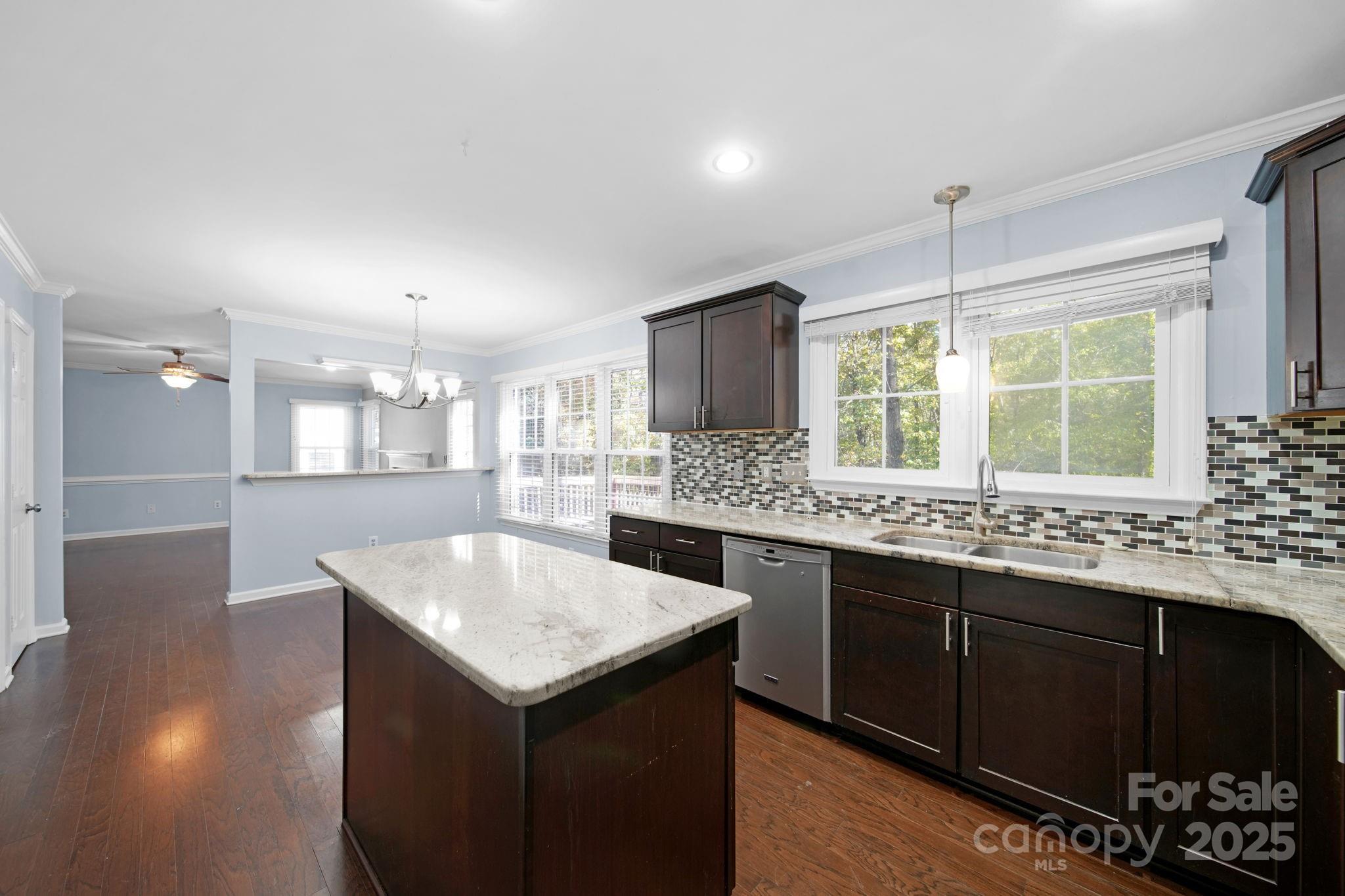 Davis Lake - Residential