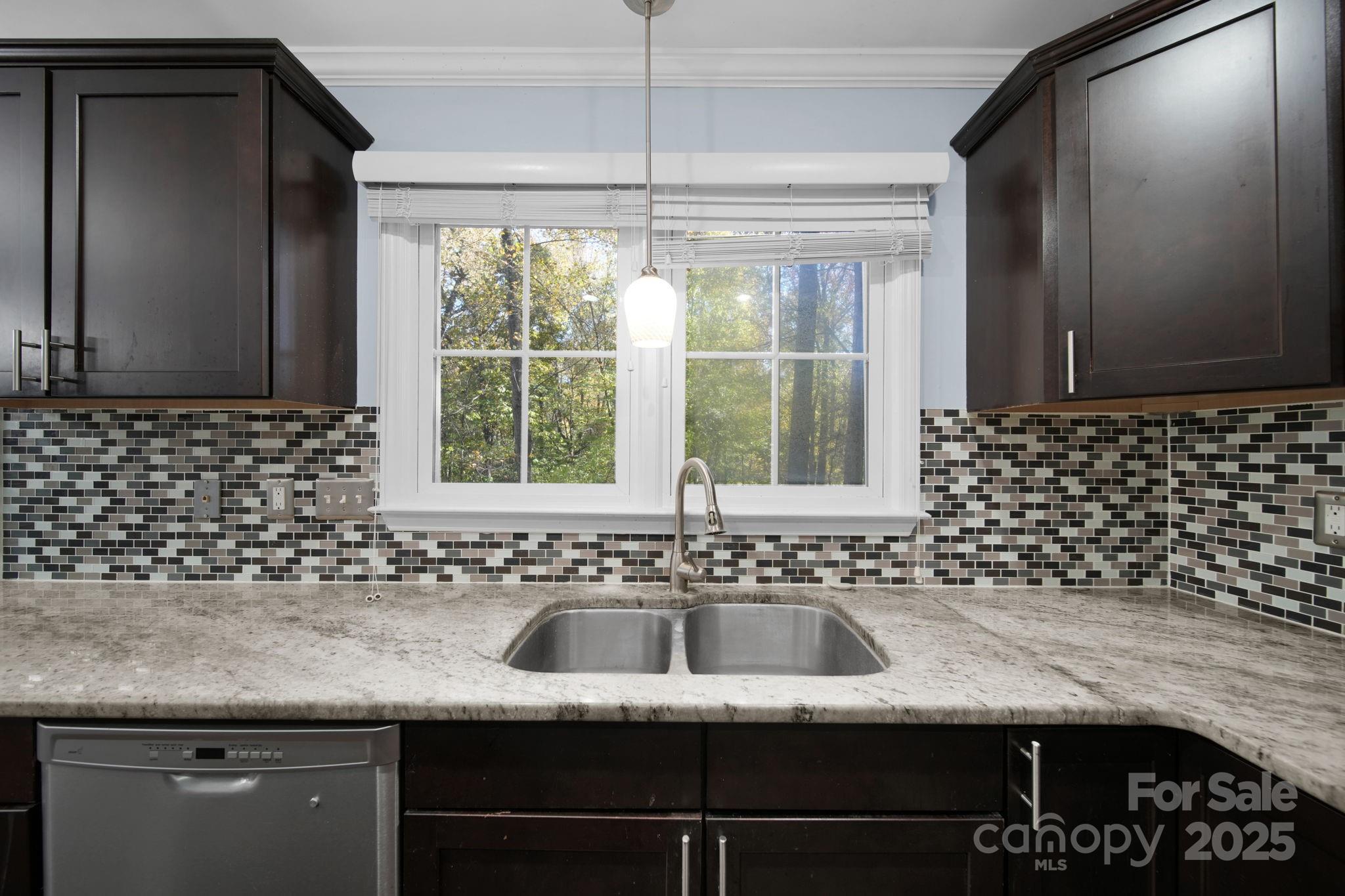 Davis Lake - Residential